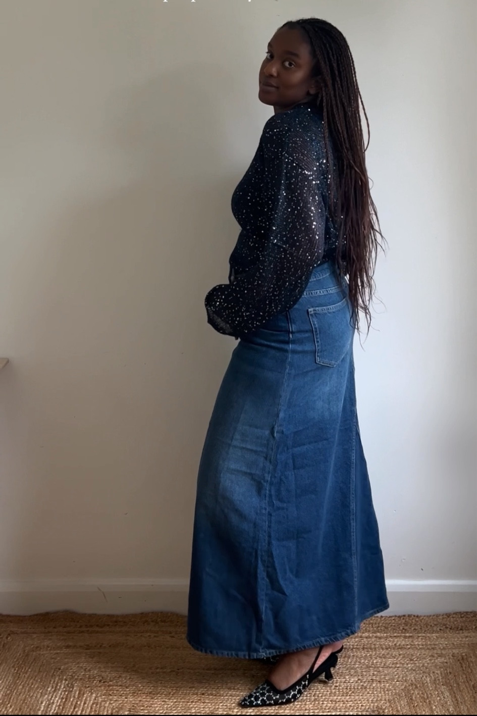 4th and reckless, sequin, sequins, sequin jumper, maxi skirt, denim skirt, Christmas outfit , Christmas Day outfit , sparkly outfit, arket, glitter heels, kitten heelss 

#LTKHoliday #LTKstyletip #LTKSeasonal