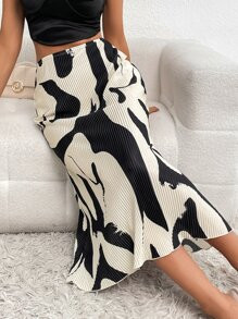 Firerie Graphic Print Plisse Long Skirt | SHEIN