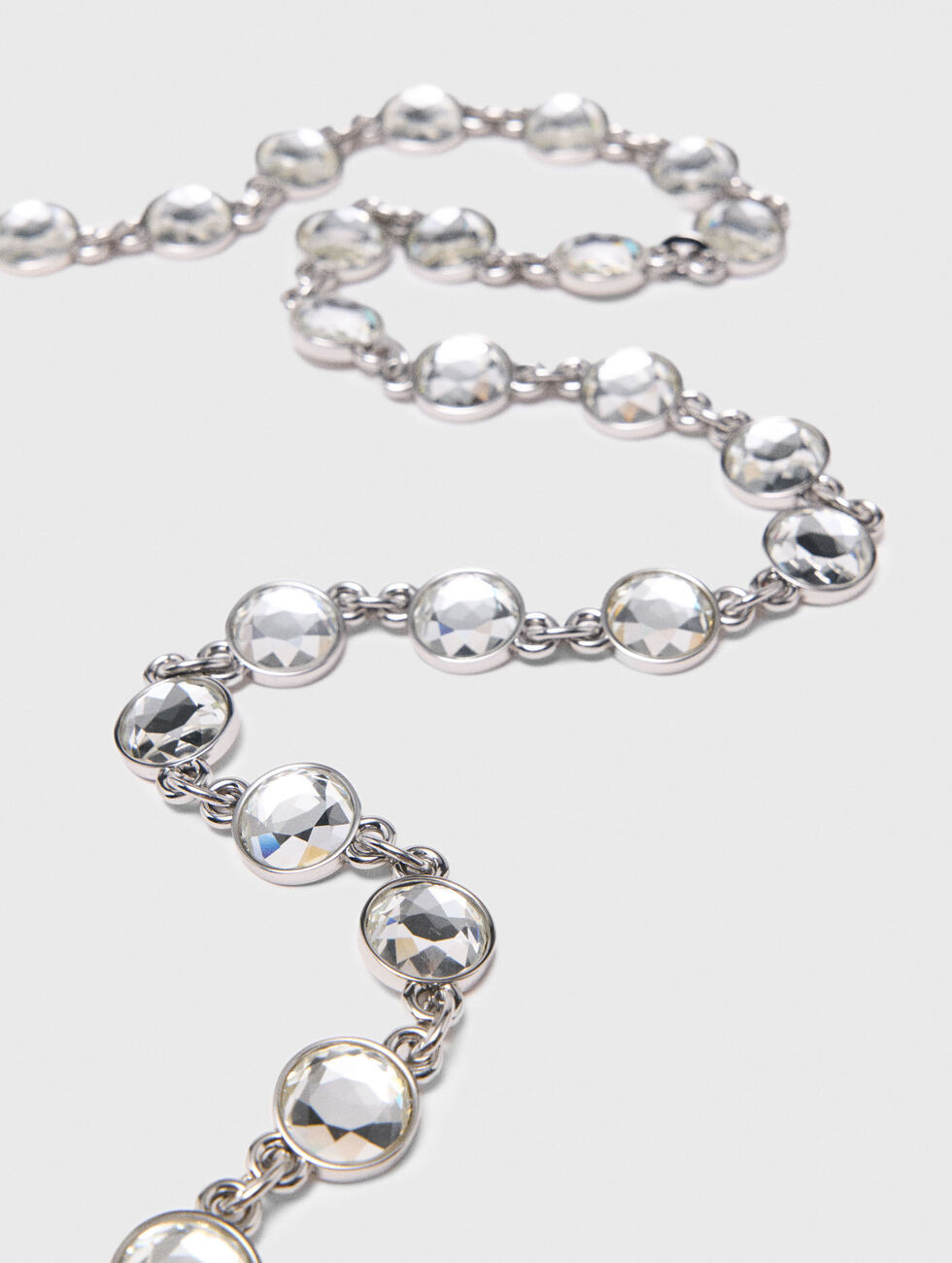 Ceinture chaine à strass noir / gris pour femme | Maje | Maje EU