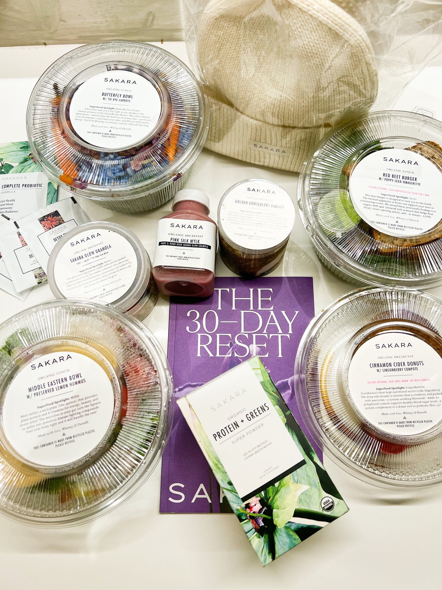Sakara 30-day reset | code: XOTAYNYC | vegan diet, vegan meals & recipes, healthy lifestyle, clean eating, New Year’s resolutions, wellness goals, plant-based diet

#LTKsalealert #LTKfit #LTKFind