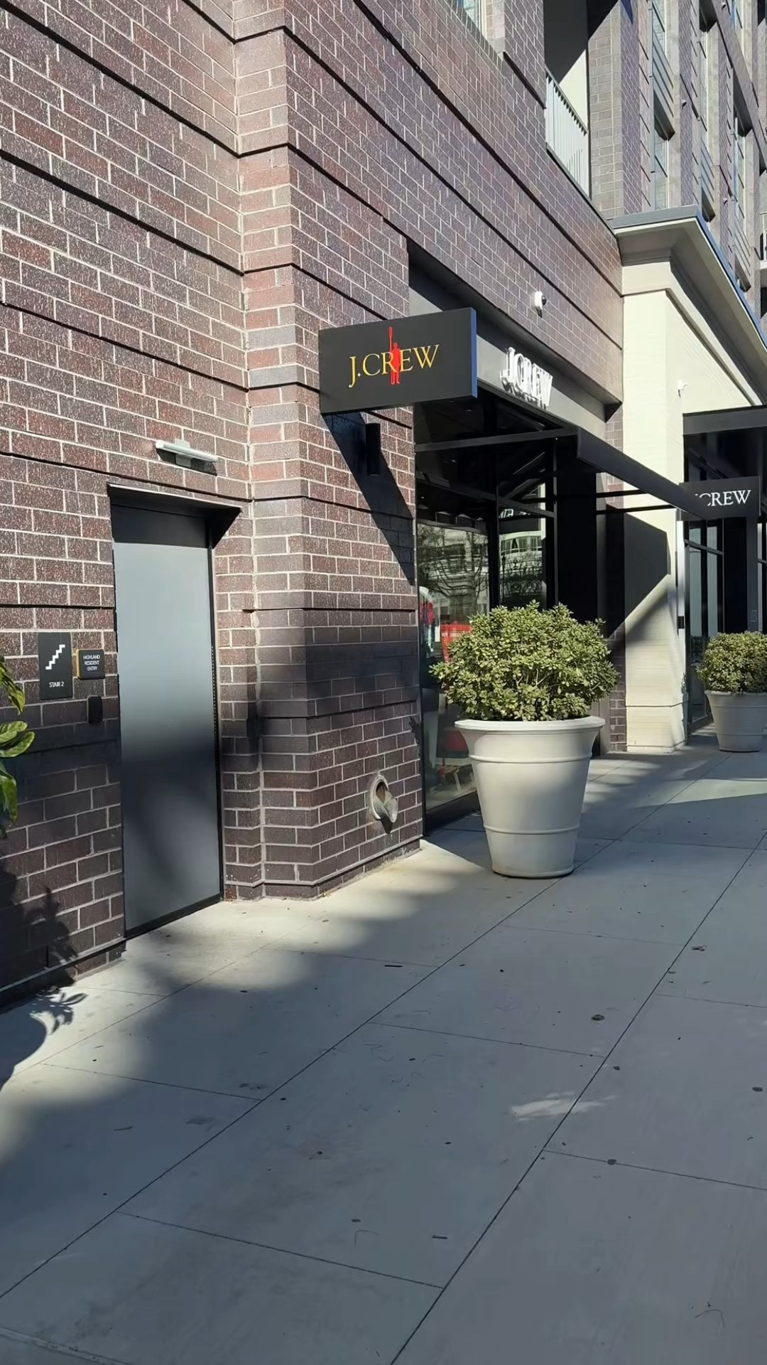 Stop what you’re doing and go to @J.Crew 🎄🛍️ We  found so many cute holiday pieces and gift ideas! What item was your favorite? 

#LTKHoliday #LTKGiftGuide #LTKdayinmylife