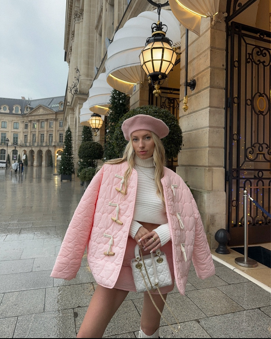 Pink transitional fit 🤍🎀✨