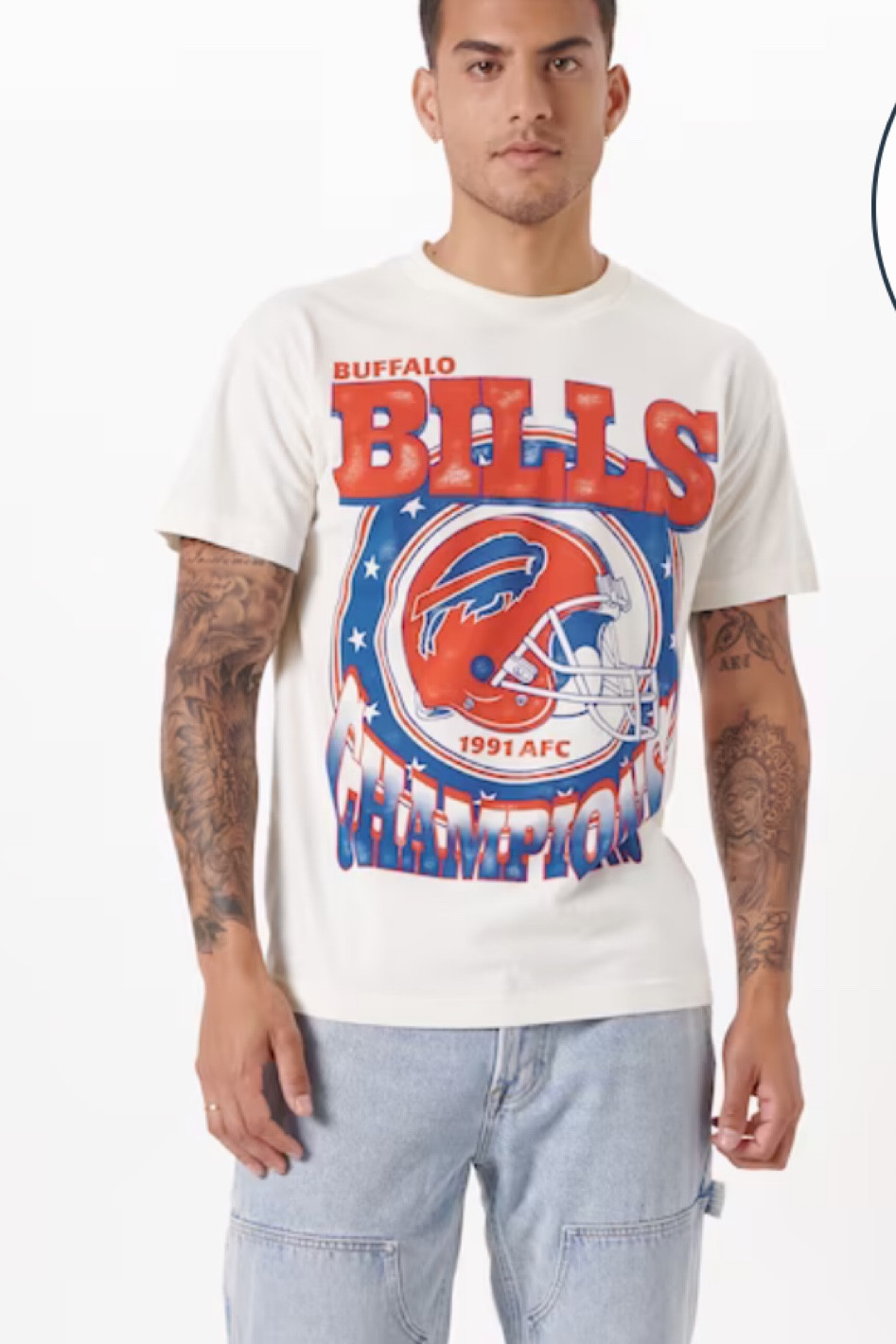 Football graphic tee

#LTKSeasonal #LTKsalealert #LTKU