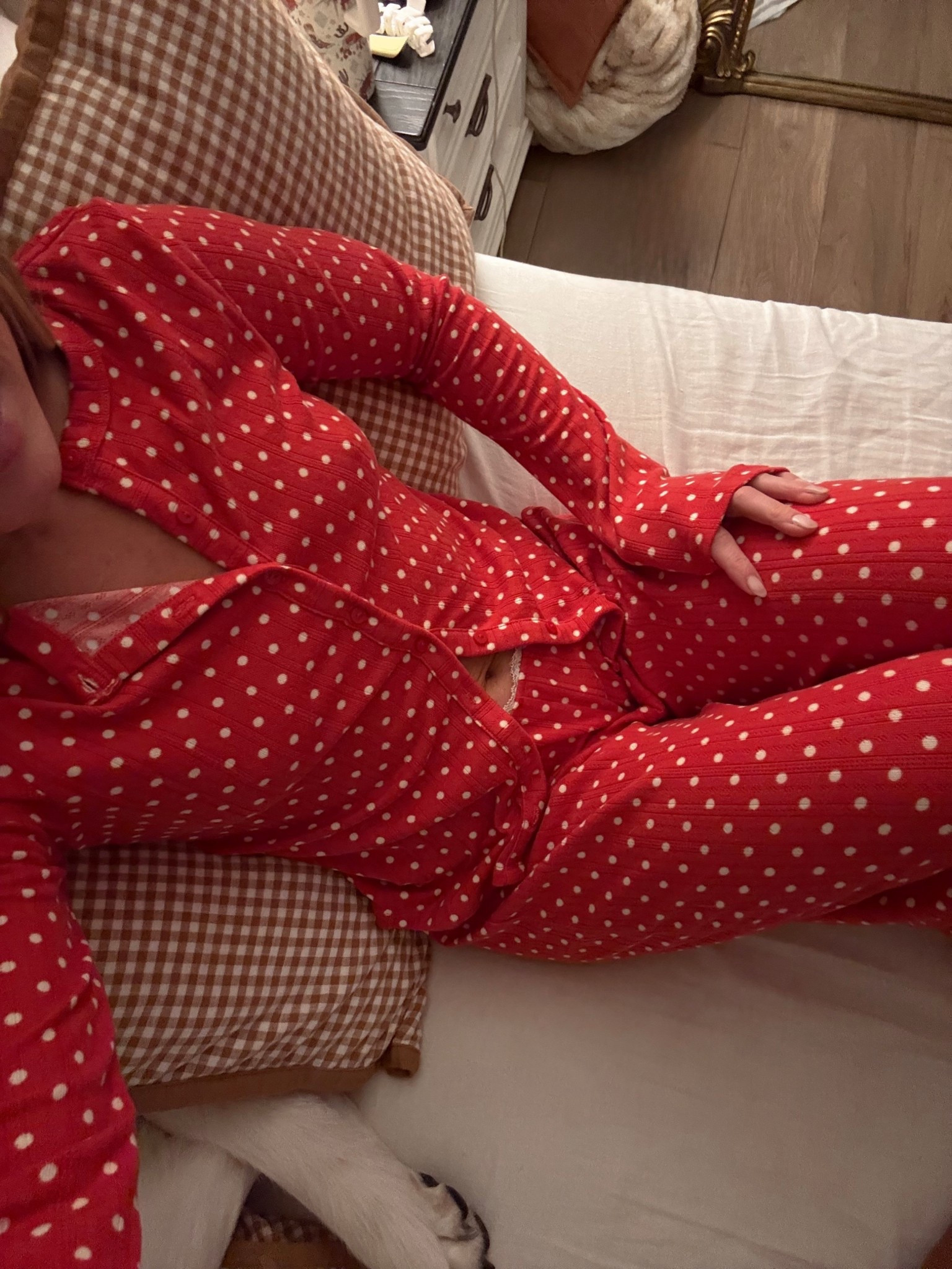 I’m 5’2” in smalls 

Christmas pjs 
Holiday pjs 
Christmas pajamas 

#LTKHoliday