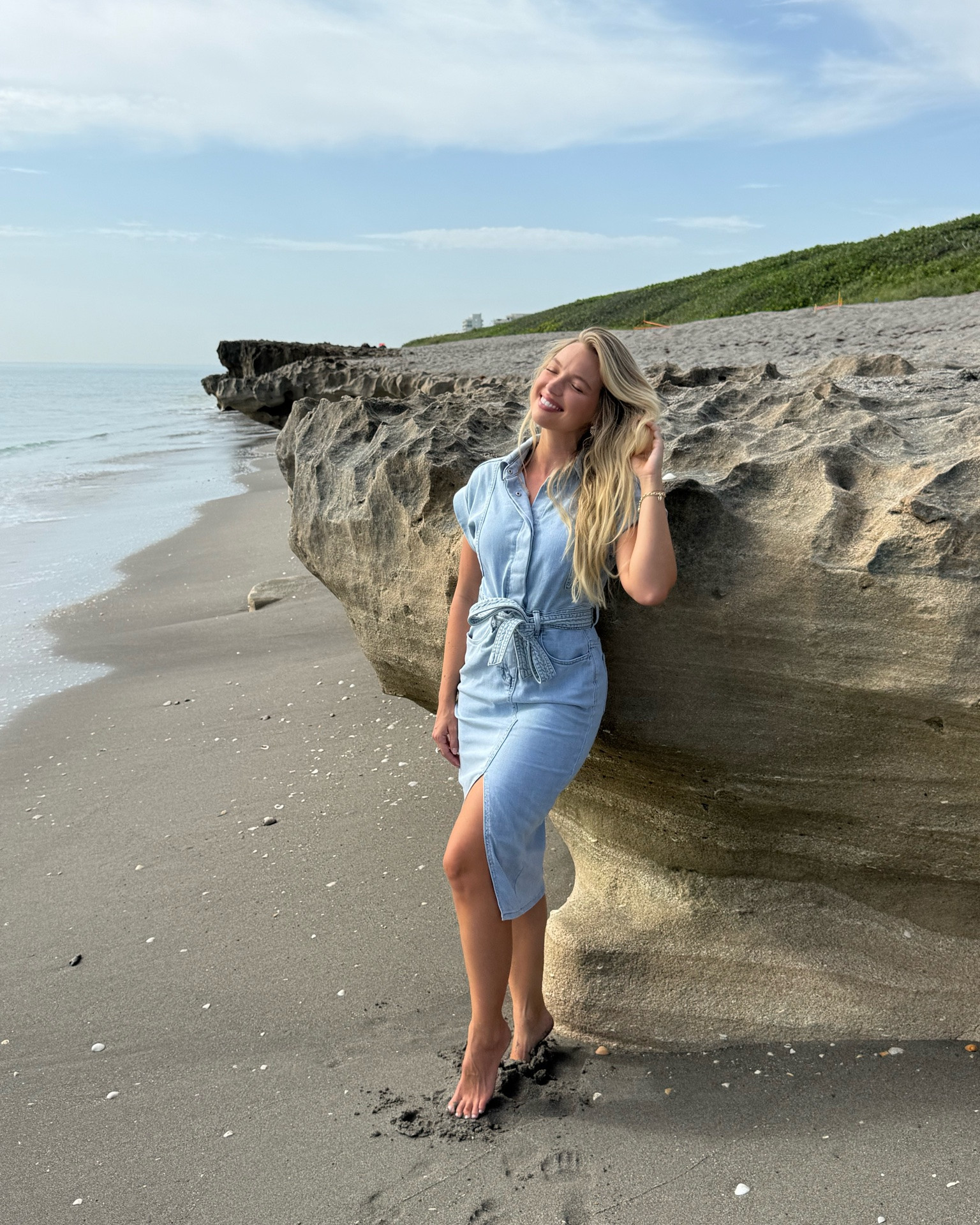The cutest fall transition denim dress. & so soft #denimdress #denim

#LTKootd
