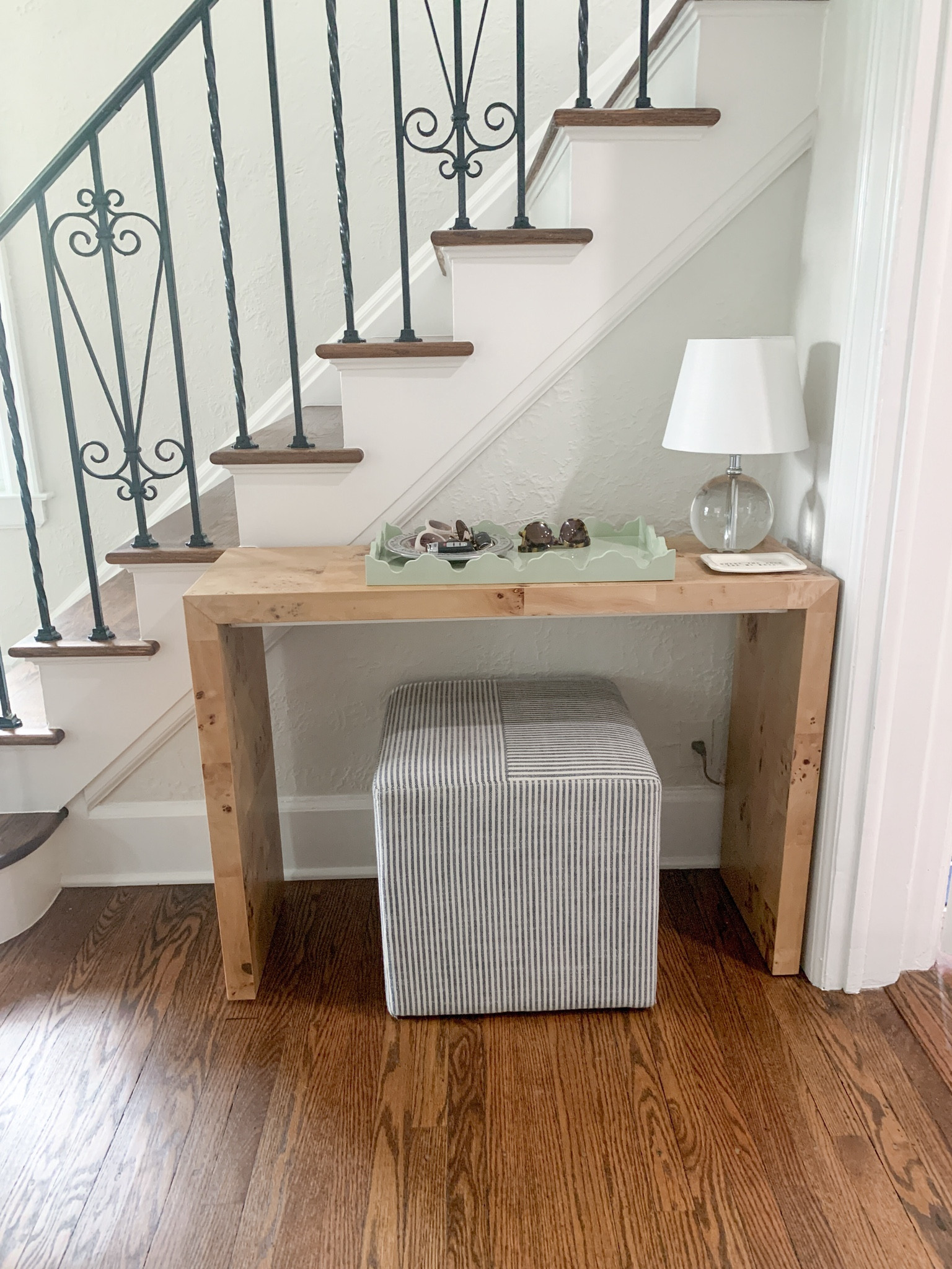 Moved my burlwood table to our entryway and it’s perfect here 

#LTKHome