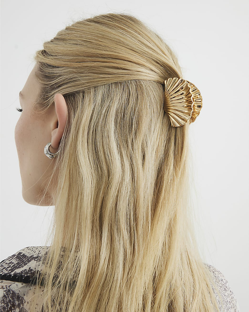 Gold And Silver 2 Pack Shell Claw Clips | River Island UK & IE
