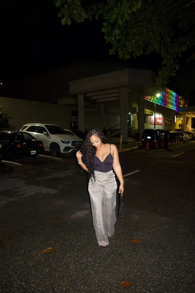 I got my top and pants in a size small . 
Zara sale items I am loving 