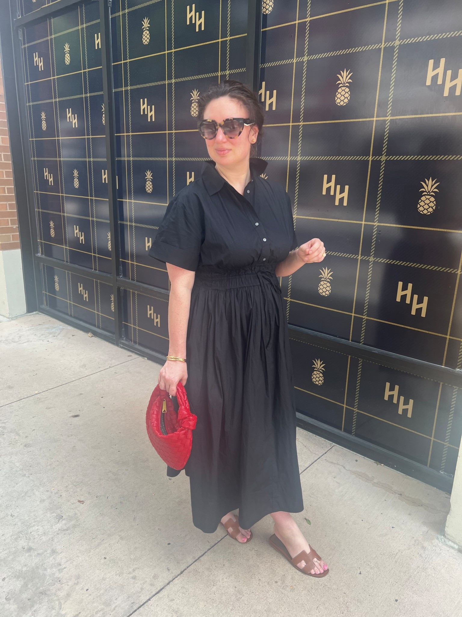 Postpartum breastfeeding friendly dress 🤍

#jcrew #LBD #mididress #hermesoran #amazon