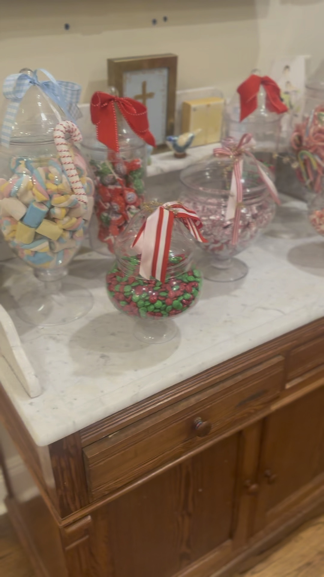 christmas candy bar 💕🎄

#LTKHome #LTKKids #LTKHoliday