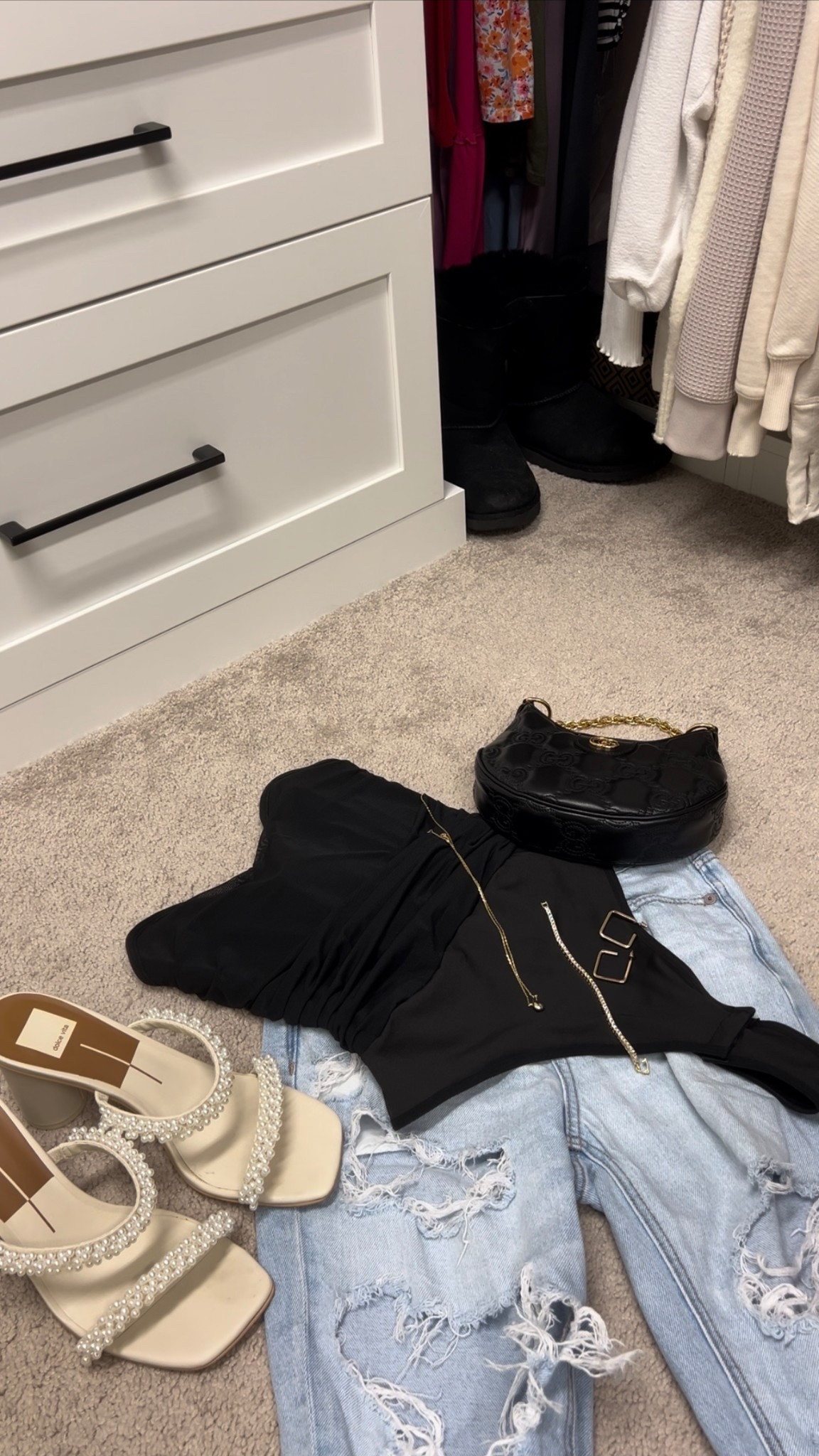 Pearls, denim, and the perfect black bodysuit 🖤✨ This look is equal parts polished and playful perfect for nights out or dressed up days.
#OOTD #ChicStyle #PearlDetails #EffortlessFashion #WeekendWear

#LTKSaleAlert #LTKParties #LTKShoeCrush