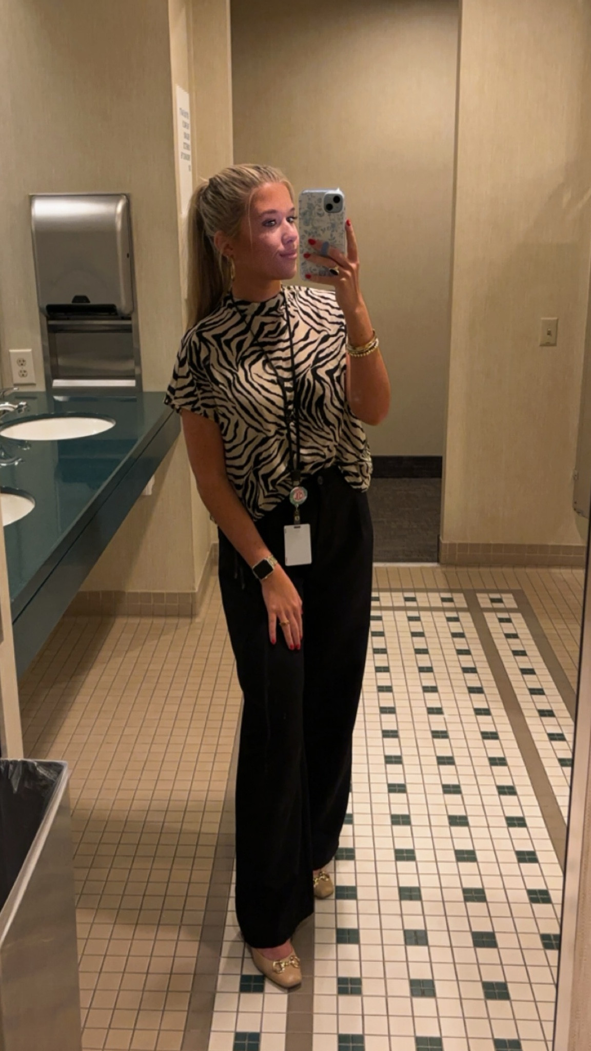 Cute and classy SHEIN work outfit 

#sheintop
#shein
#sheinwork
#workoutfit

#LTKFindsUnder50 #LTKShoeCrush #LTKWorkwear