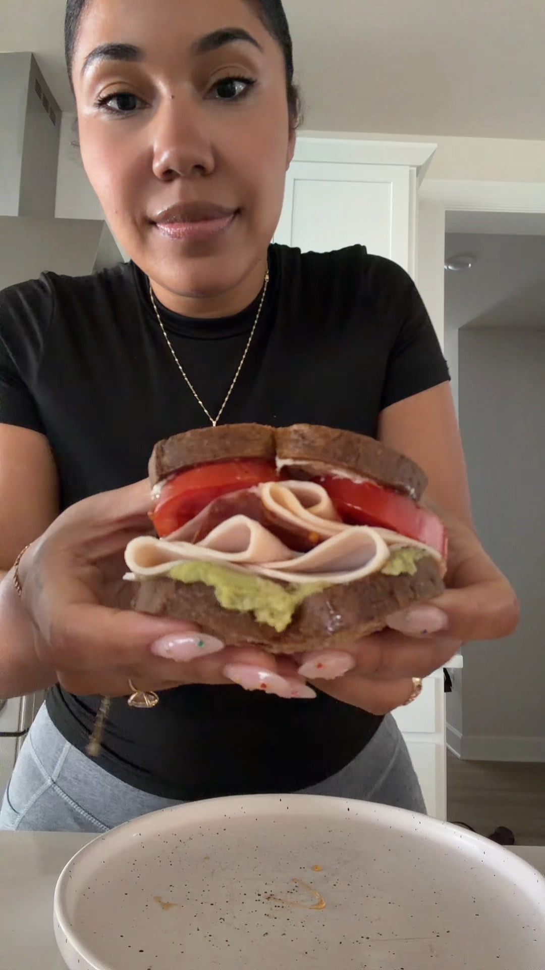 Since my Hashimoto's diagnosis, finding quick lunches that actually keep me full has been a game changer. 🙌

Today’s anti-inflammatory lunch: a loaded club sandwich made with Base Culture gluten-free bread, turkey breast, turkey bacon, guac, tomatoes, avocado oil mayo, brown mustard, black pepper, and a little drizzle of hot honey. 🤌✨

The bread slices may be tiny, but don't let them fool you—this sandwich packs over 30g of protein, healthy fats, fiber, and enough flavor to make me forget I'm eating gluten-free.

Perfect for those days when you're tempted to order takeout but want something quick, satisfying, and made with simple ingredients.

Save this one for your next easy lunch idea! 🥪

#Instacart #InstacartPartner #InstacartFinds #GroceryDelivery #HealthyLunch #GlutenFree #GlutenFreeLunch #HighProteinMeals #AntiInflammatoryFoods #Hashimotos #EasyLunchIdeas #HealthyEating #MealInspiration #GroceryHaul #HealthyRecipes

#LTKselfcare #LTKfoodie #LTKHome