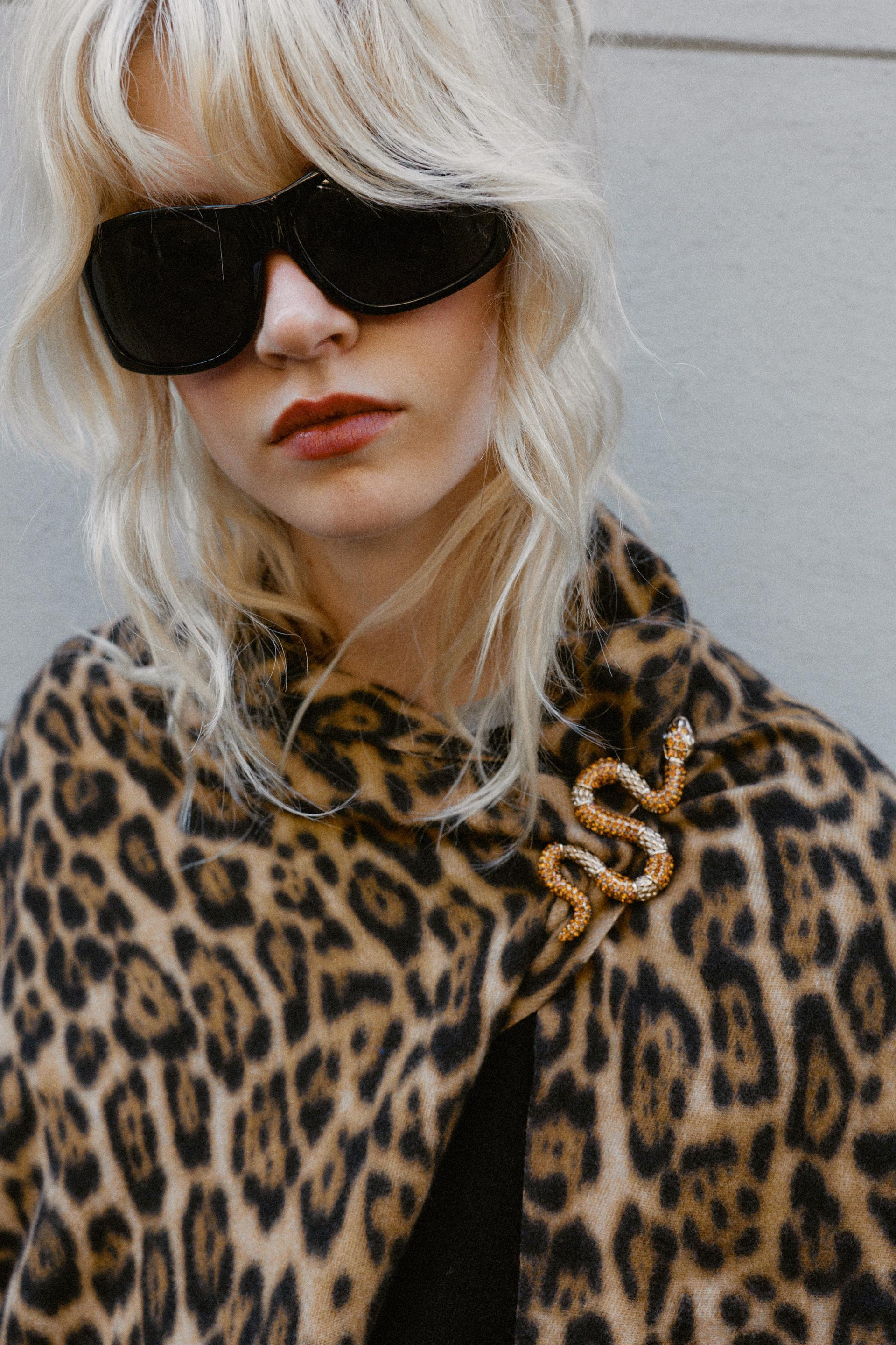 RHINESTONE SNAKE BROOCH - Orange - M | Zara US