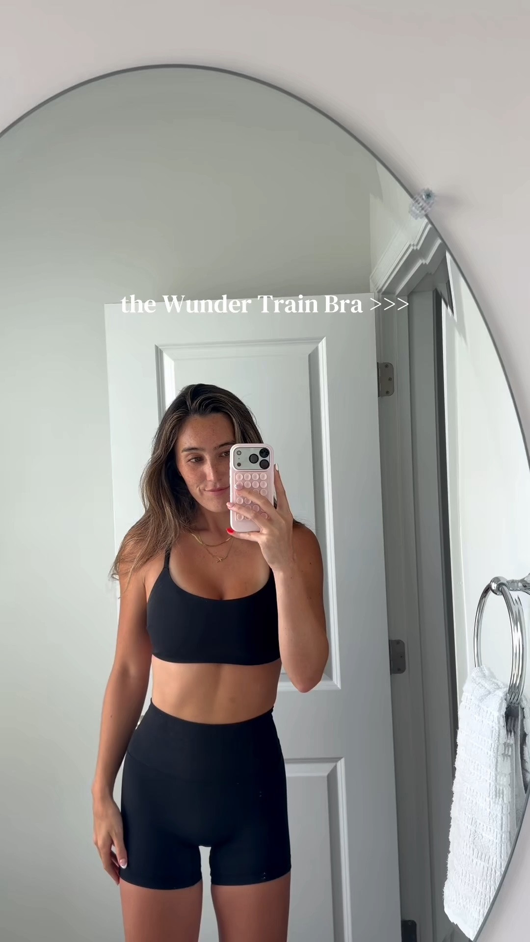 I’m wearing a size 8 D-DD in the top and a size 4 in the bottoms!

#LTKActive #LTKootd #LTKfitnessgoals