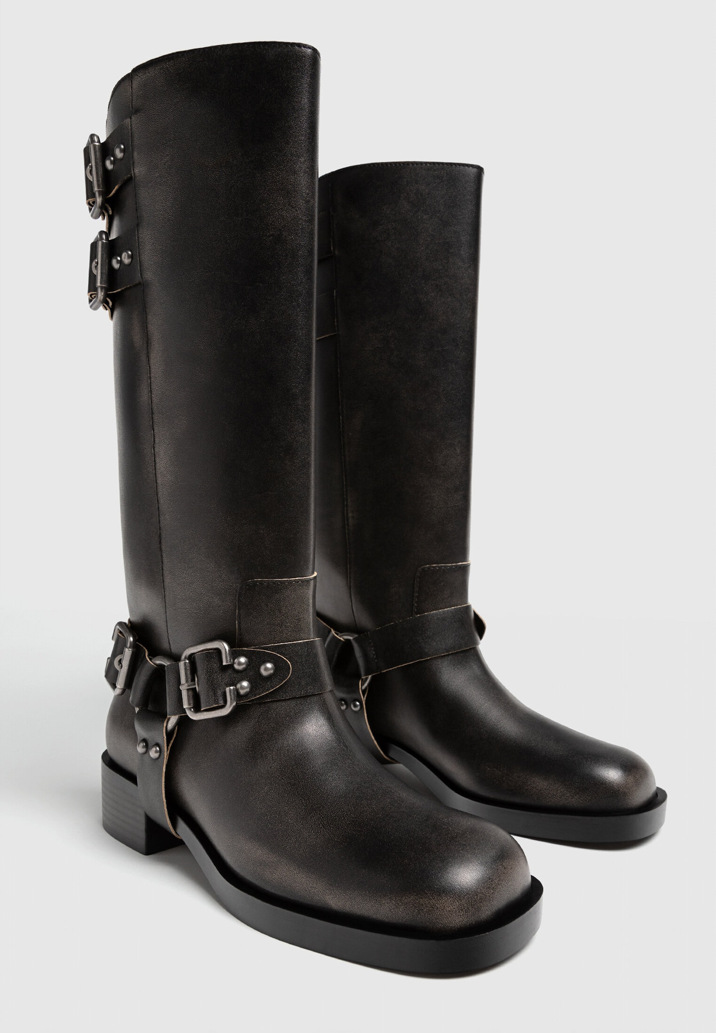 Platte verouderde laars met gespen | Stradivarius (NL)
