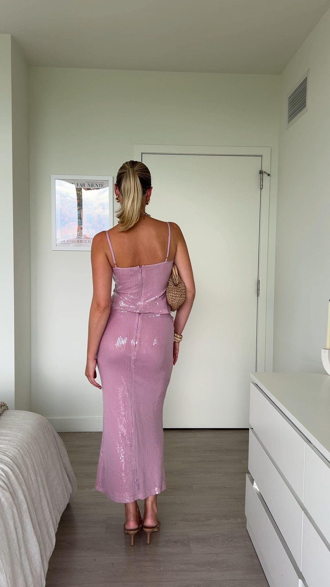 This set is so dreamy!! I’m wearing size small and it fits TTS💗 #set #sequins #rarelondon

#LTKShoeCrush #LTKStyleTip #LTKParties