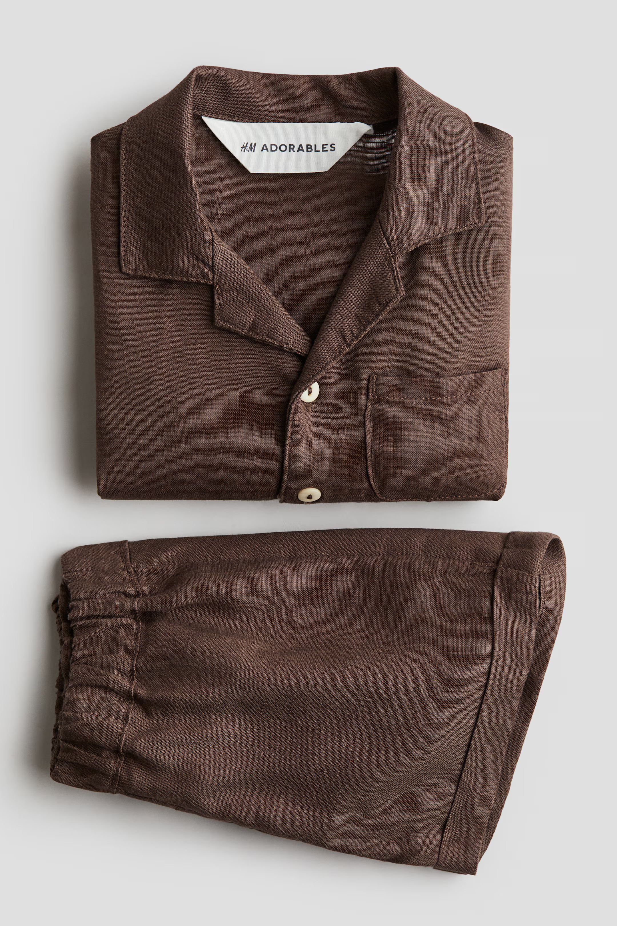 2-piece linen set | H&M (UK, MY, IN, SG, PH, TW, HK)