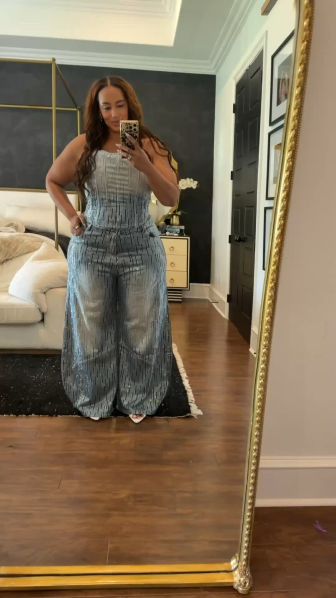 A major denim on denim moment with this curve-approved set from AKIRA 💎

#LTKootd #LTKMidsize #LTKPlusSize