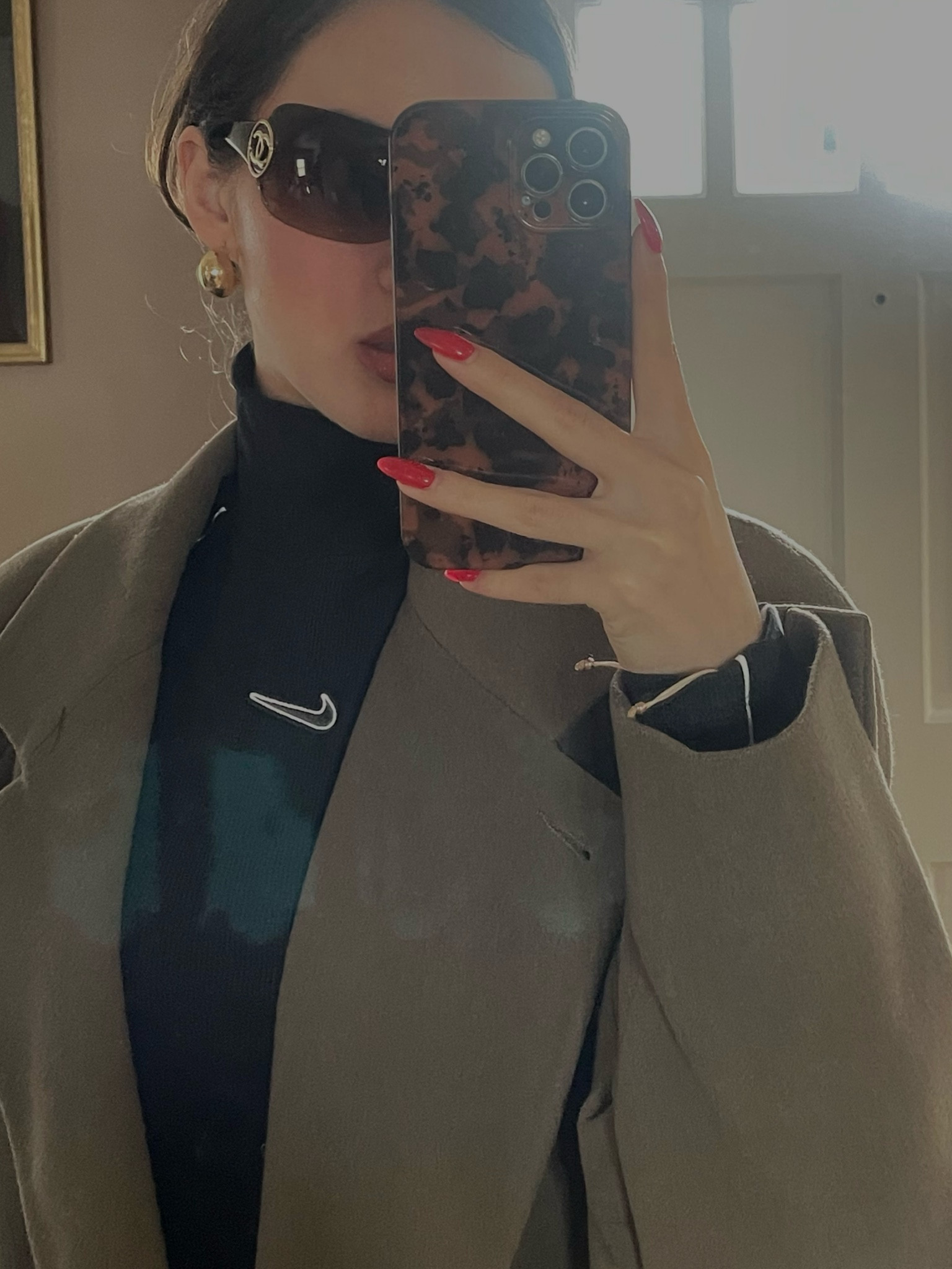 Can’t get over my Nike long sleeve 🥰

#LTKGiftGuide #LTKU #LTKstyletip