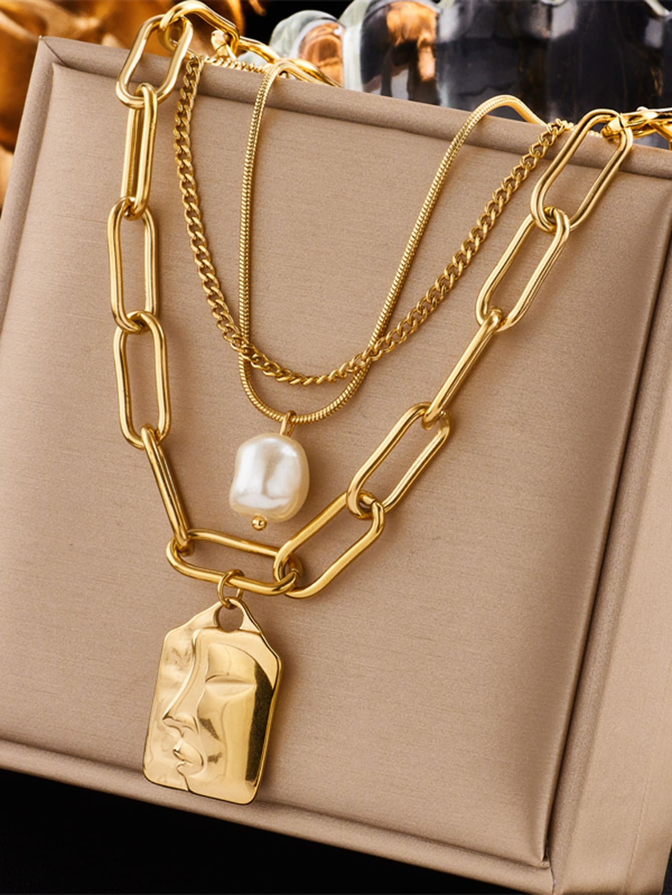 1pc Multilayered Metallic Chunky Chain Necklace With Faux Pearls, Geometric Cubes, And Figure Pen... | SHEIN
