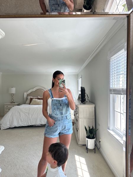 Perfect casual bump friendly outfit!

Bump, friendly outfits – denim – overall shorts – denim overalls – casual summer outfit 

#LTKStyleTip #LTKFamily #LTKBump