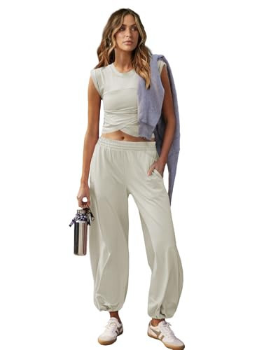 Outfeel Women 2 Piece Outfit Set Loungewear Cropped Tops and Jogger Sweatpant Matching Set Coordinated Sweatsuit with Pockets Gray Medium | Amazon (US)