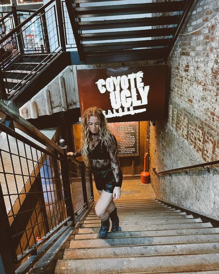 nashville outfit roundup 🤠👢 — ‘FIT THREE!

#nashville #outfitinspo #goingout #dressup #freepeople #cowgirl #boots #western #allblackoutfit 

#LTKstyletip #LTKFind #LTKtravel