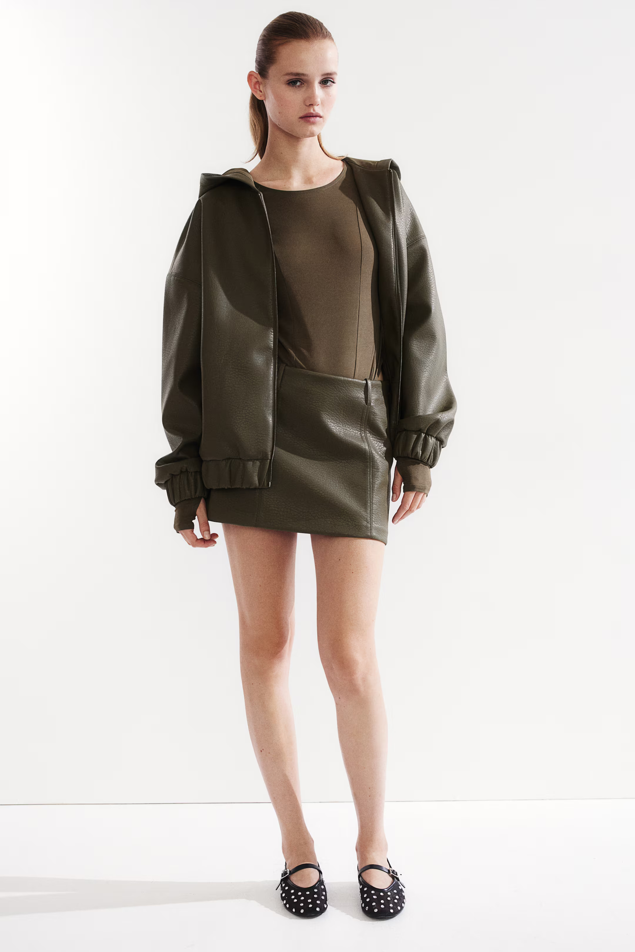 A-line mini skirt | H&M (UK, MY, IN, SG, PH, TW, HK)