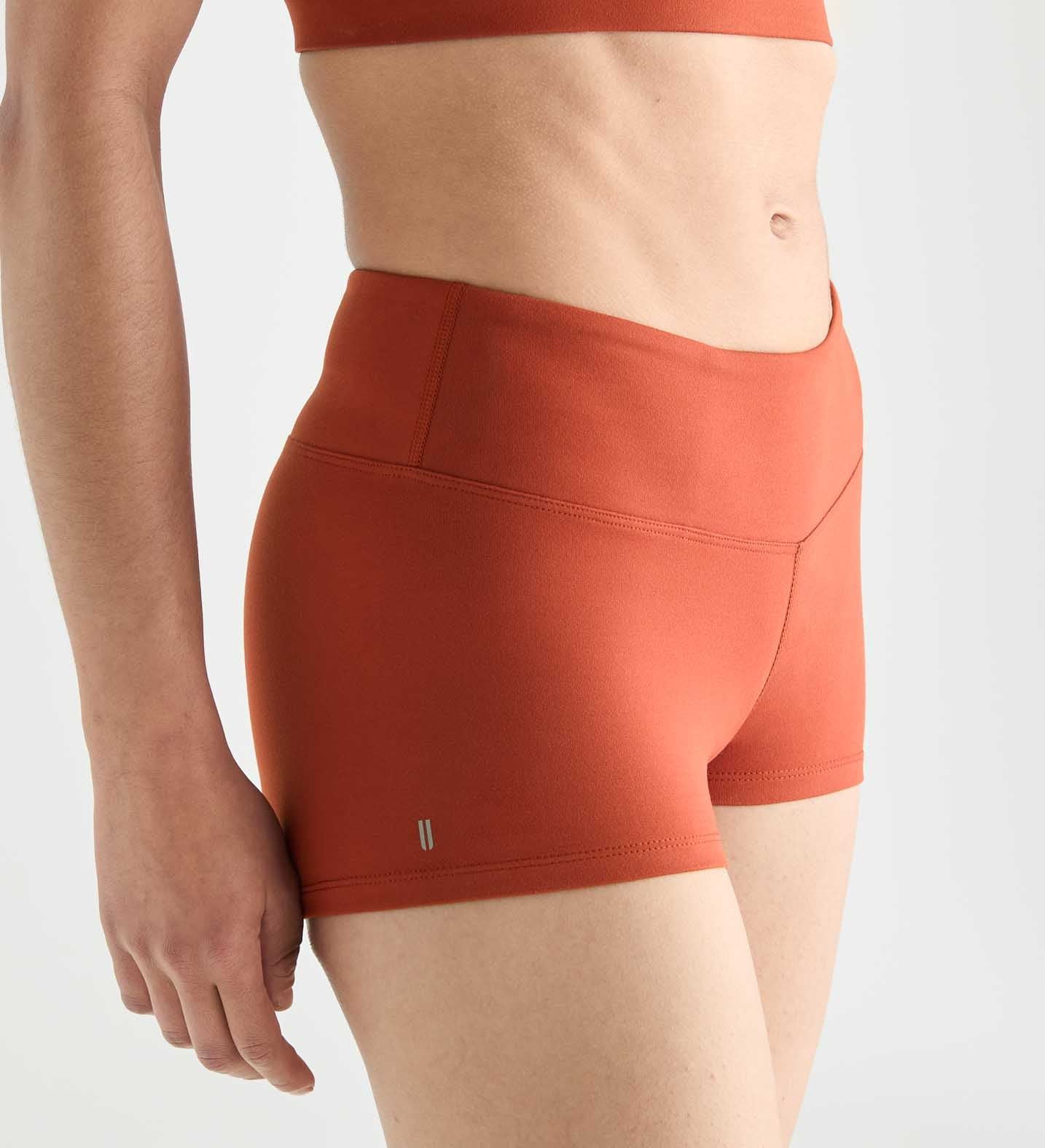 WOMEN'S LOW-RISE MATTE SHORT 2" | CANYON | NOBULL | NOBULL