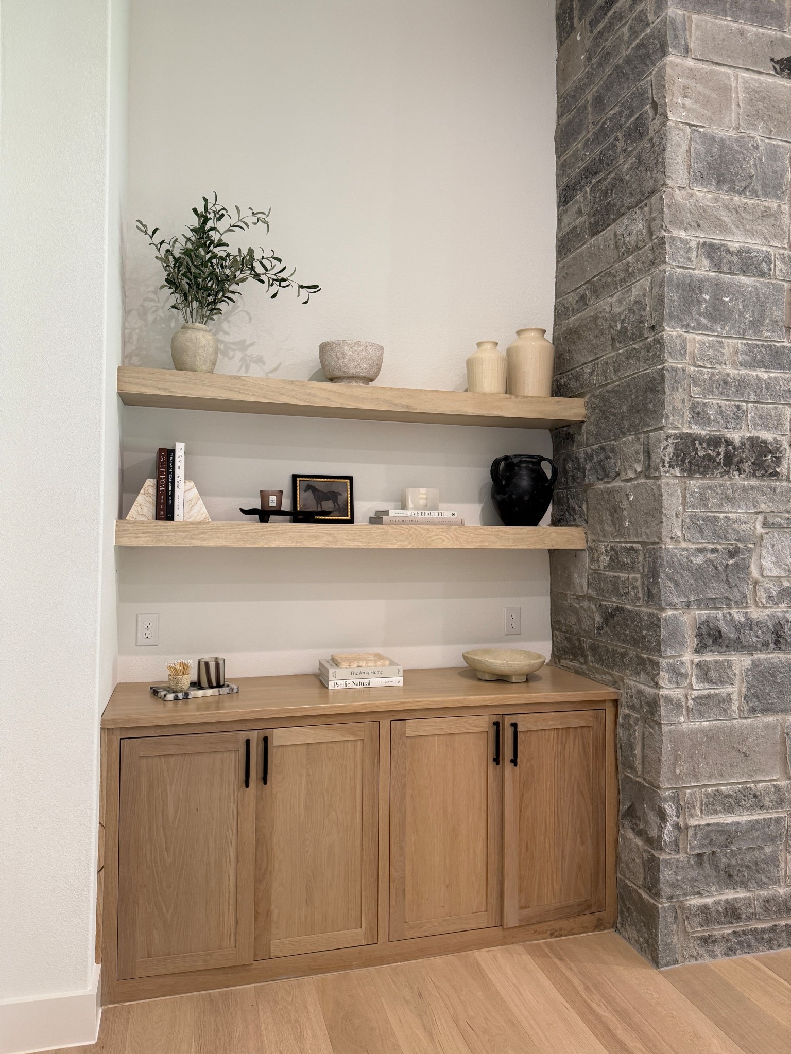 open shelf decor! 

#LTKHome