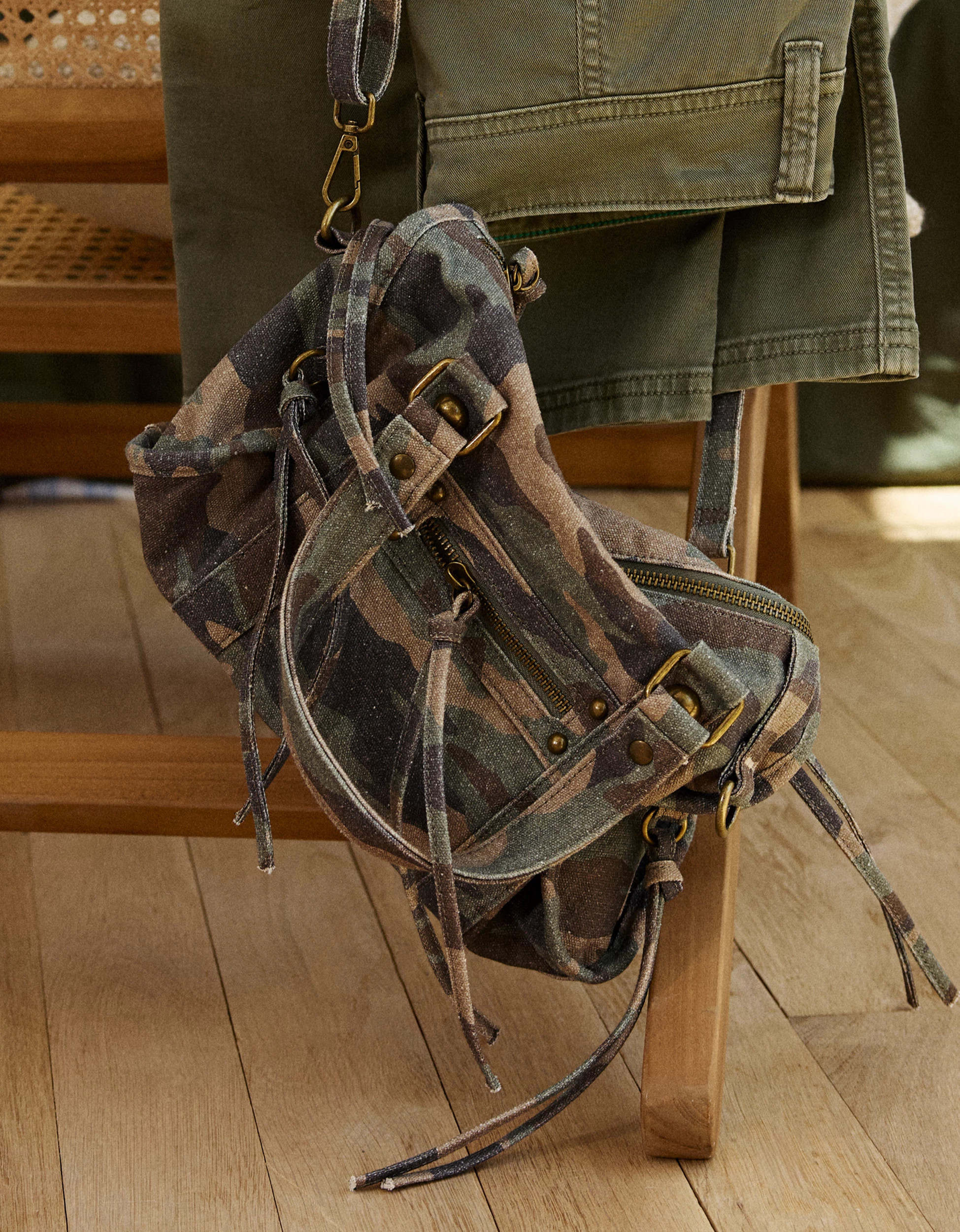 AE Y2K Mini Messenger Bag | American Eagle Outfitters (US & CA)