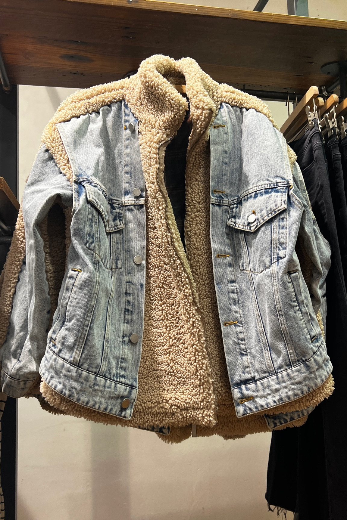 BLANKNYC Fuzzy Wuzzy Sherpa Denim Jacket

#LTKstyletip #LTKmidsize #LTKSeasonal