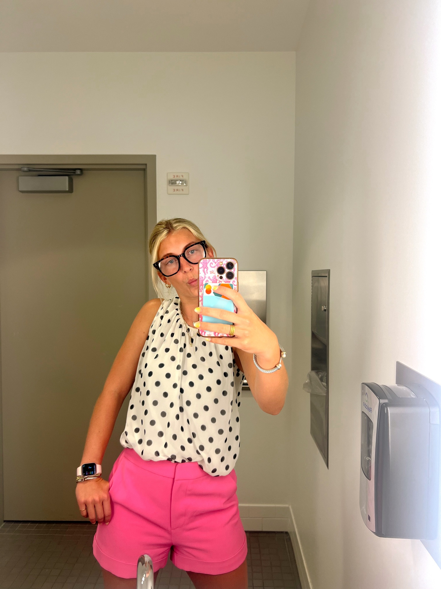 Somethin’ fun🖤💕

#LTKStyleTip #LTKWorkwear