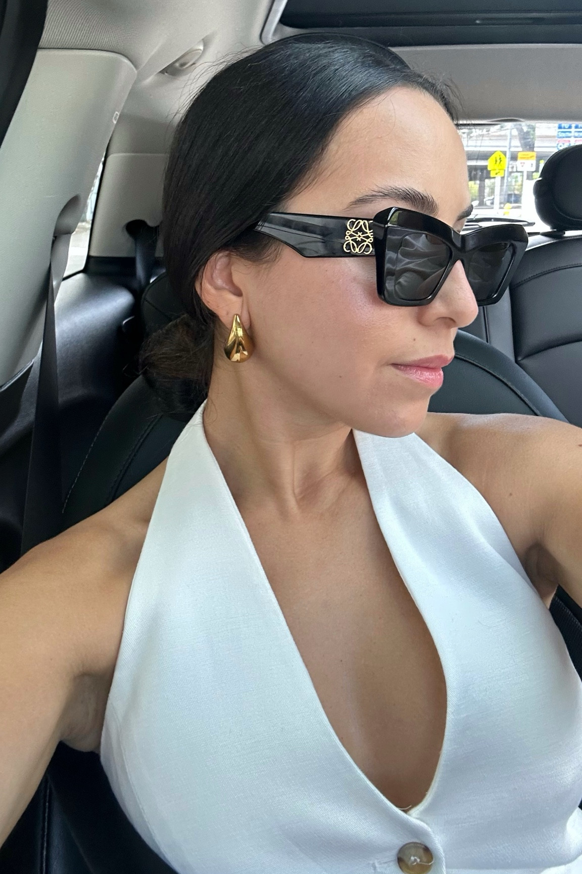 gold accessories 

#LTKStyleTip