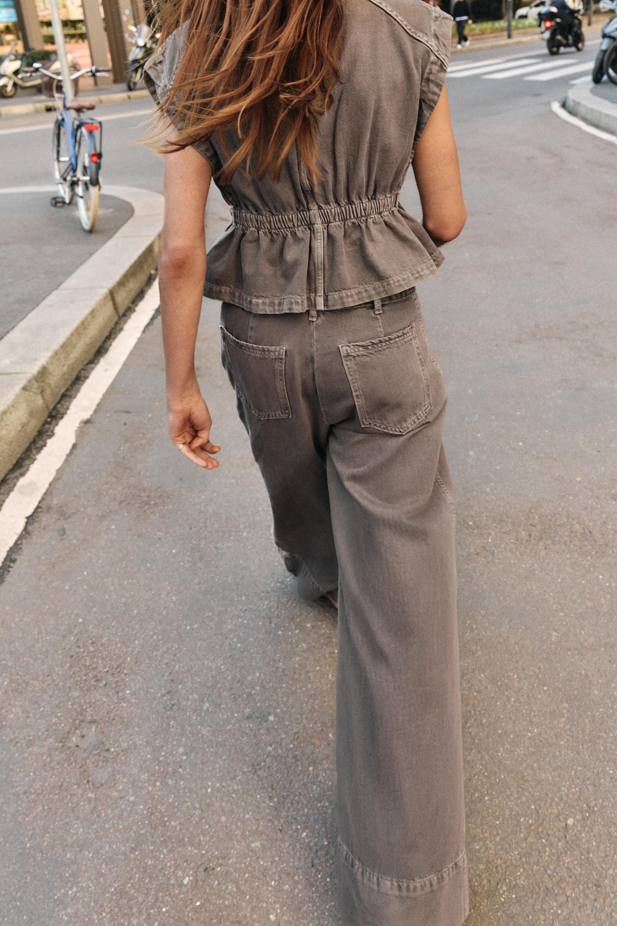 Z1975 MID-RISE WIDE LEG DART JEANS | Zara US