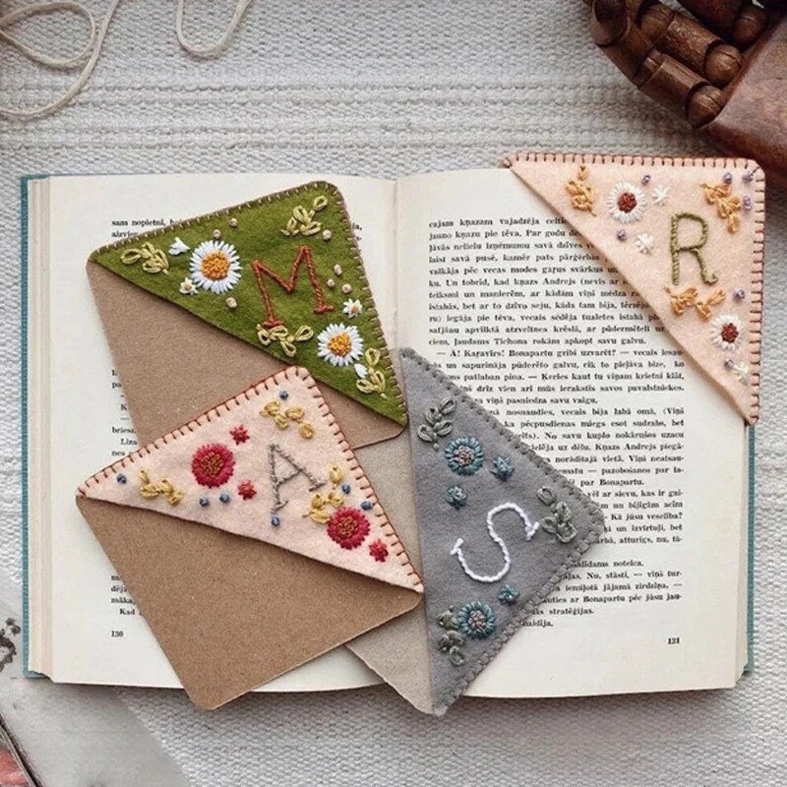 Personalized Embroidery Felt Bookmarks Letters Handmade - Etsy | Etsy (US)