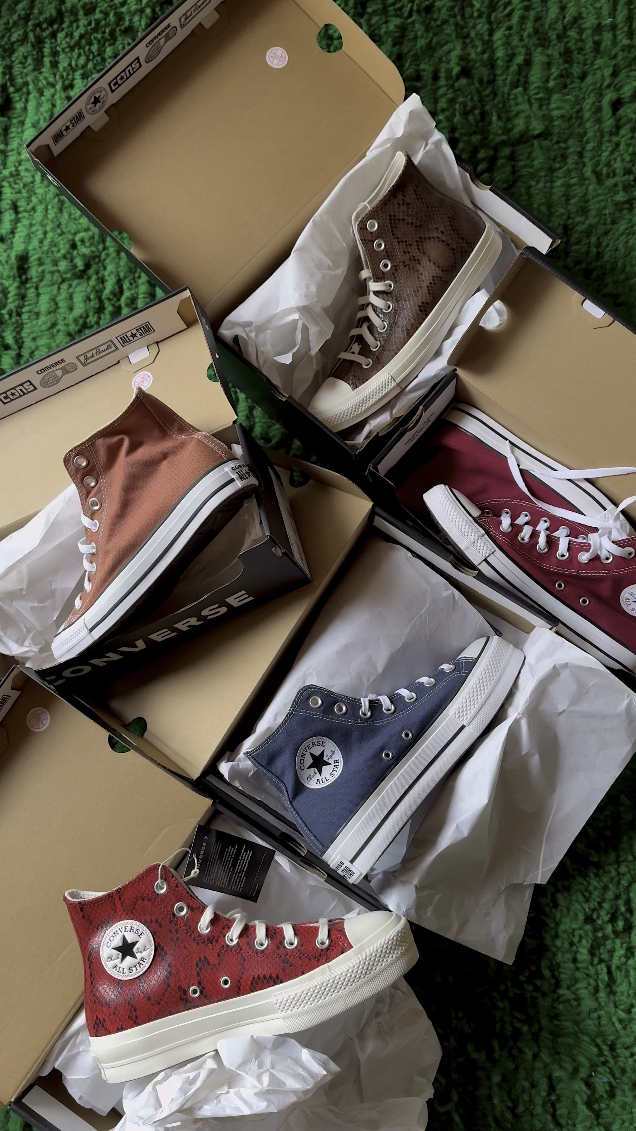 Sneaker haul🫣🤭



#LTKShoeCrush #LTKSaleAlert #LTKWatchNow