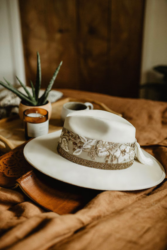 Fedora Hut Wildleder "GIANNA" in Elfenbein / Gold / Roségold SPECIAL EDITION. | Etsy (DACH)