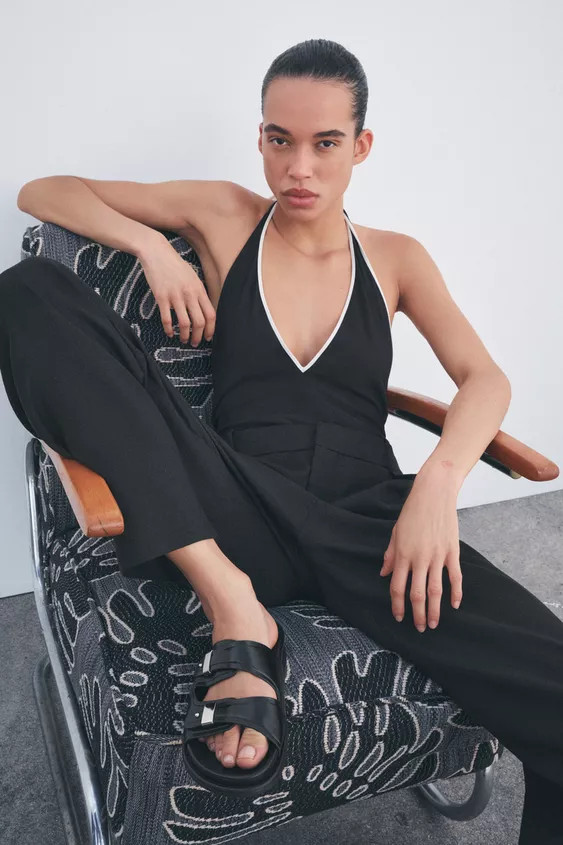 FLAT SANDALS WITH METALLIC DETAILS | Zara US