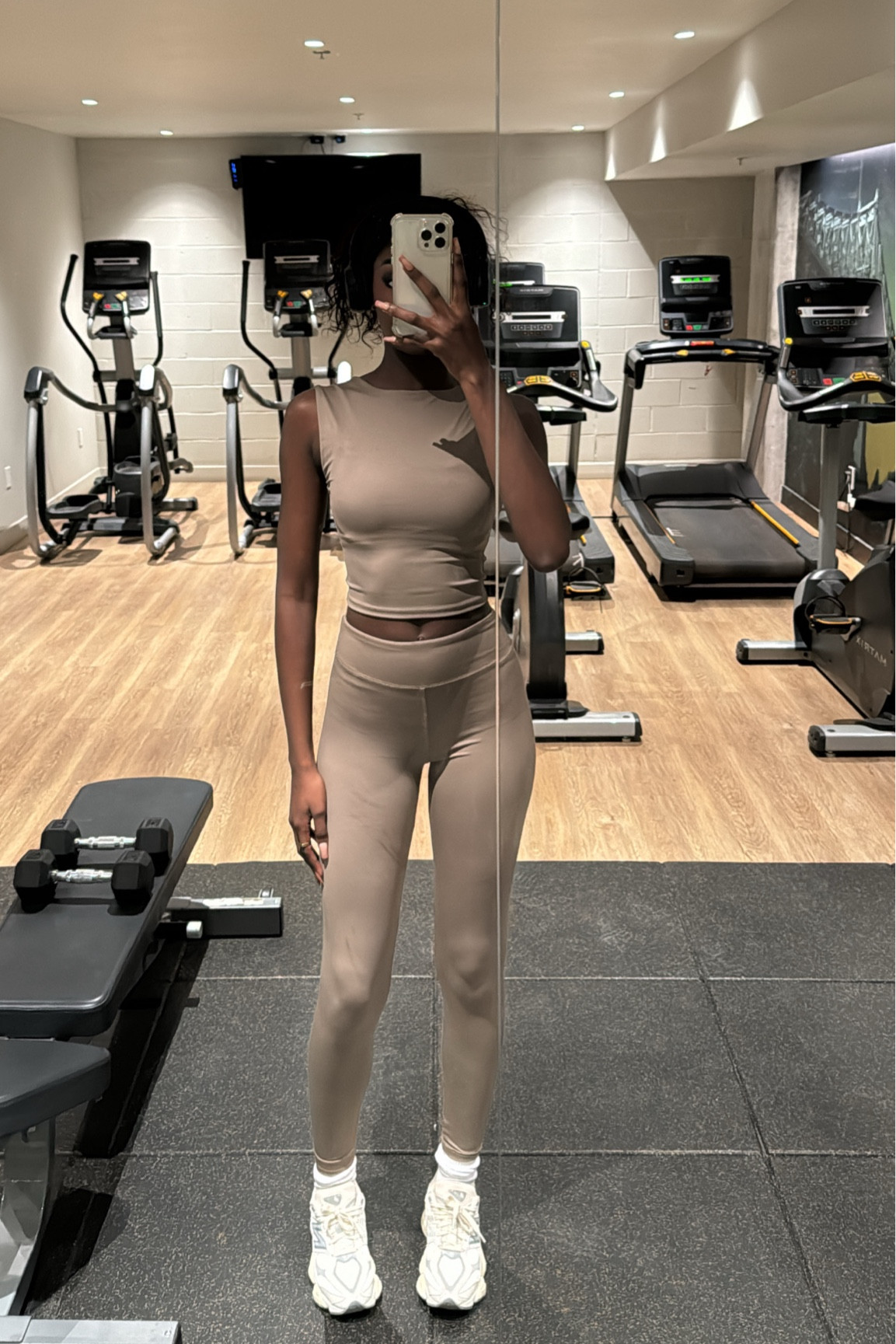 Gym outfit ✨
#ardene #gymoutfit #gymset #newbalance


#LTKFindsUnder50 #LTKFitness #LTKActive