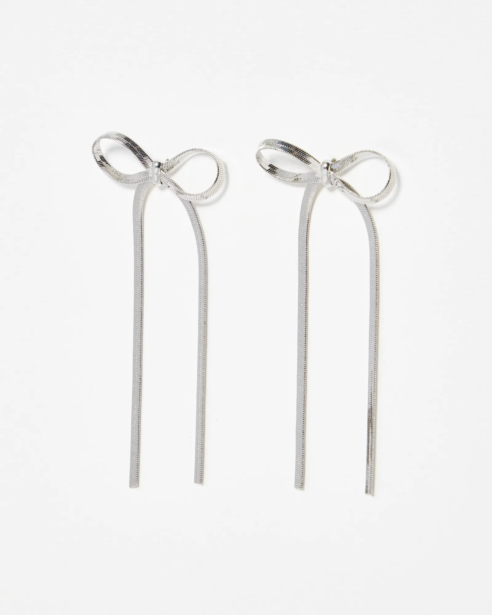 Mayte Silver Tone Bow Snake Chain Earrings | Oliver Bonas (Global)