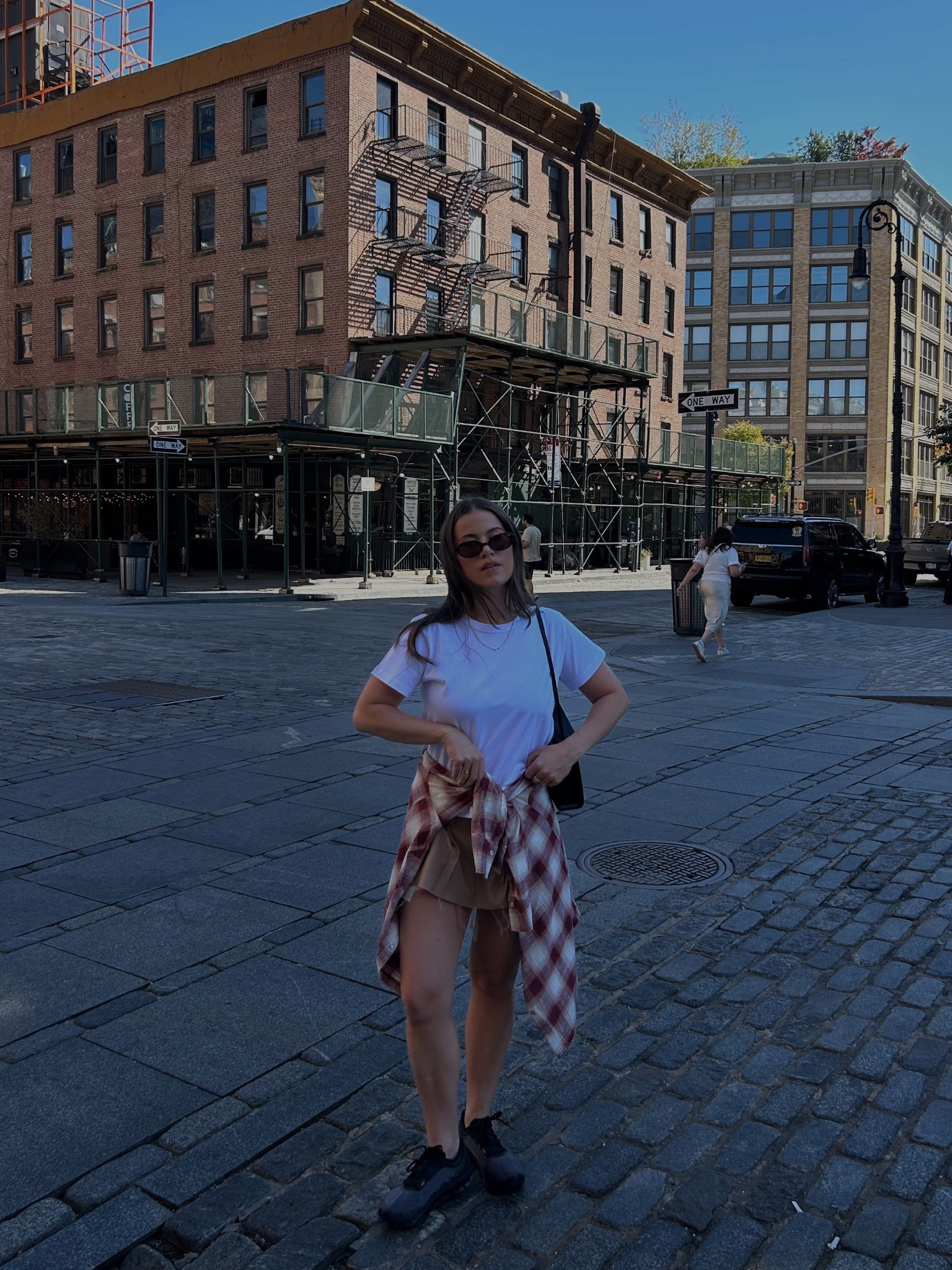 NYC girlie living her plaid shirt life 🫰🏻

#LTKautumn #LTKFashionMonth #LTKstyletip