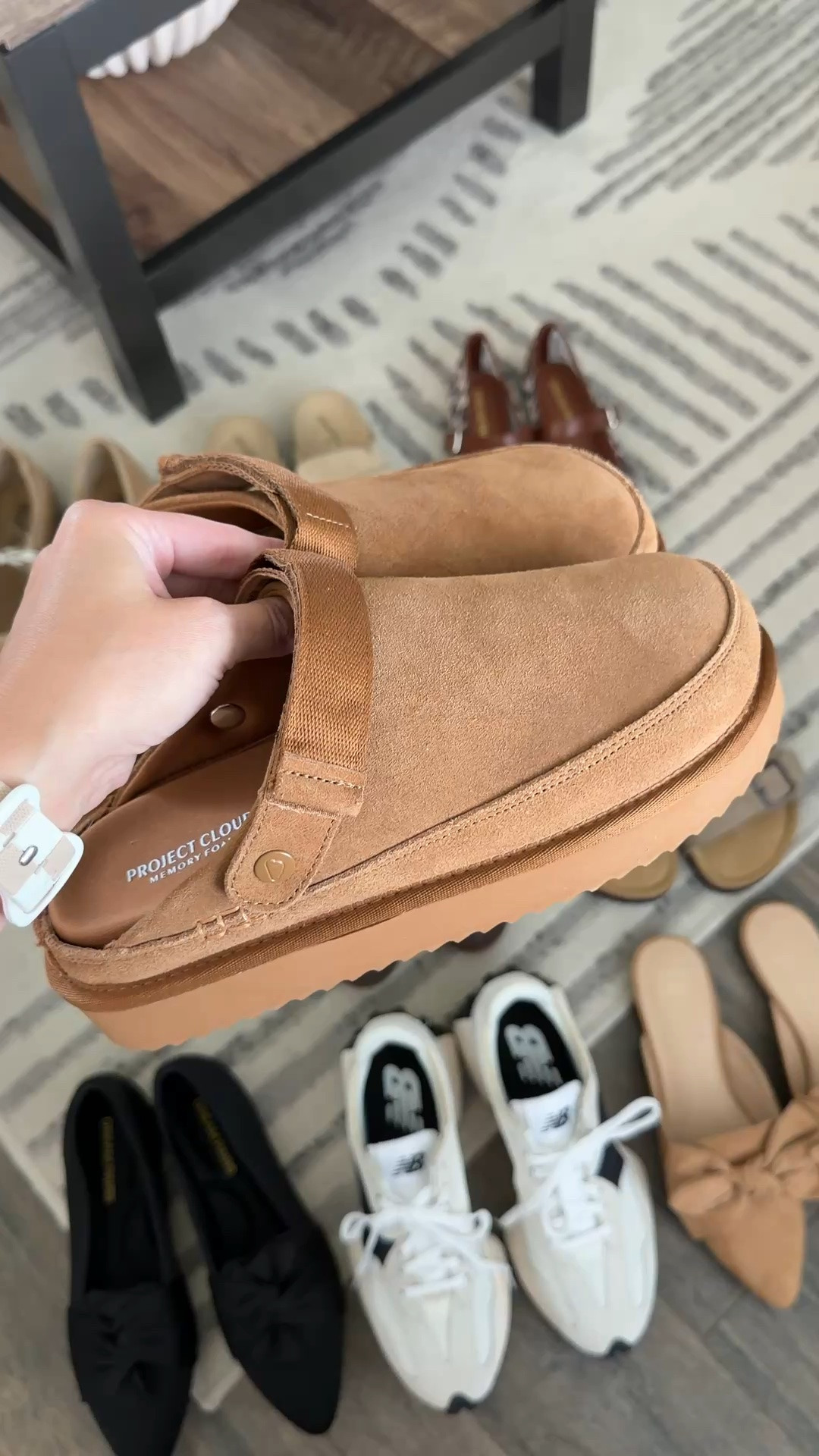 Another fall shoe I am loving! These slides are so cute to wear all fall and winter long!

#LTKootd #LTKmomlife #LTKSeasonal