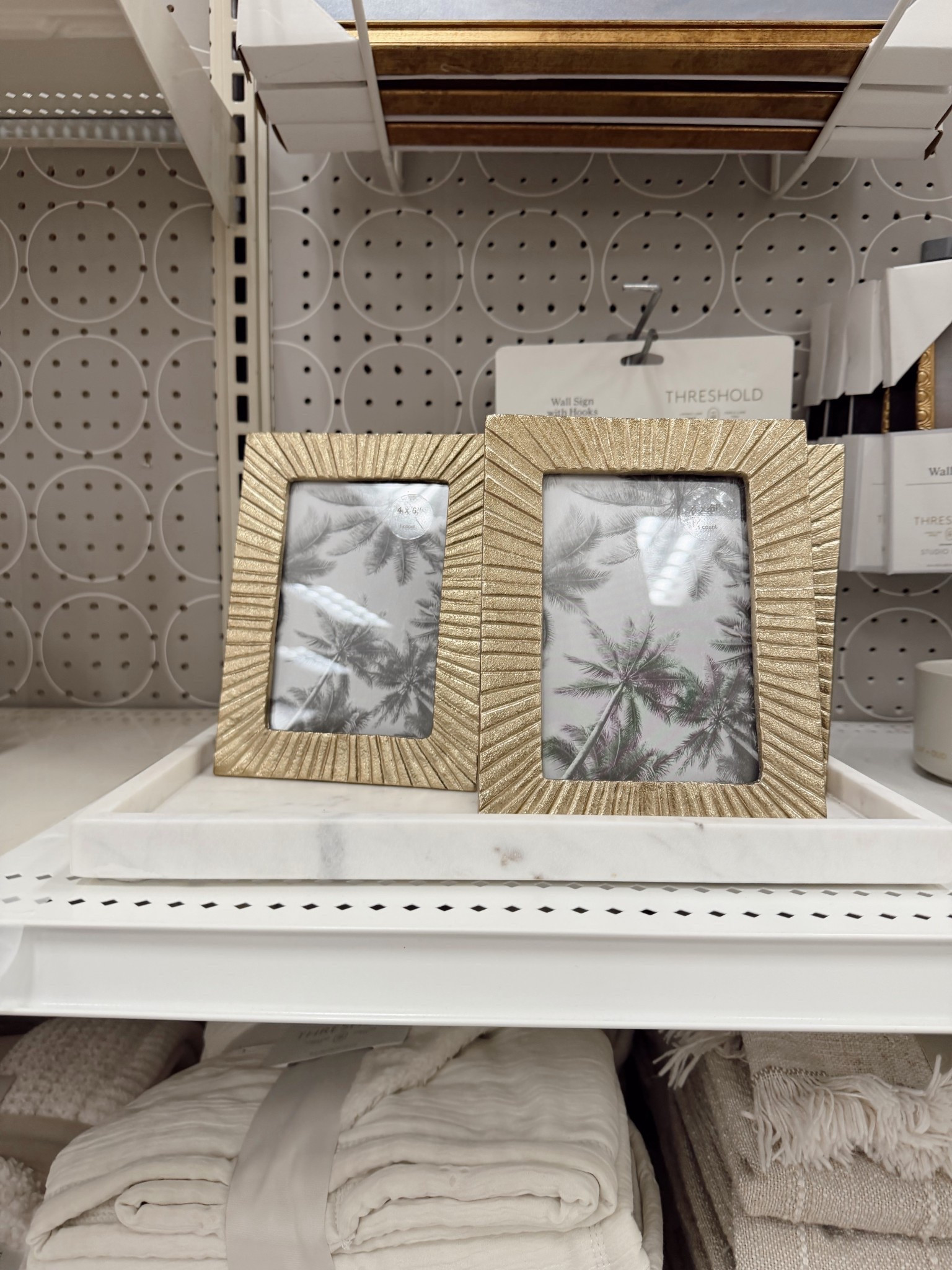 It’s all in the details! Beautiful frames for prints or photos.


#LTKHome #LTKSpringSale #LTKU