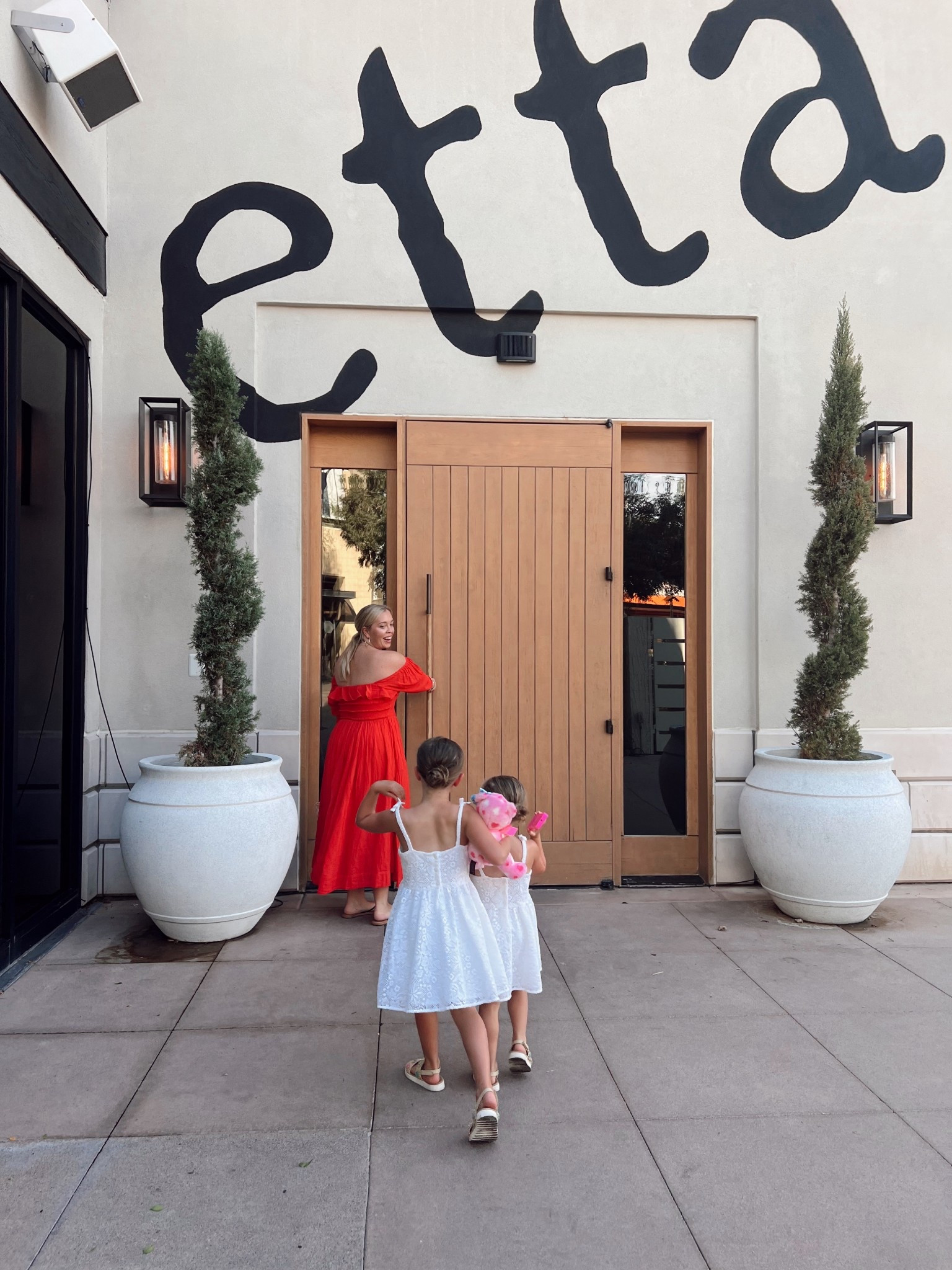 One of my FAVORITE dresses for a fancy family night out. ❤️ 


#LTKFindsUnder100 #LTKMidsize #LTKStyleTip