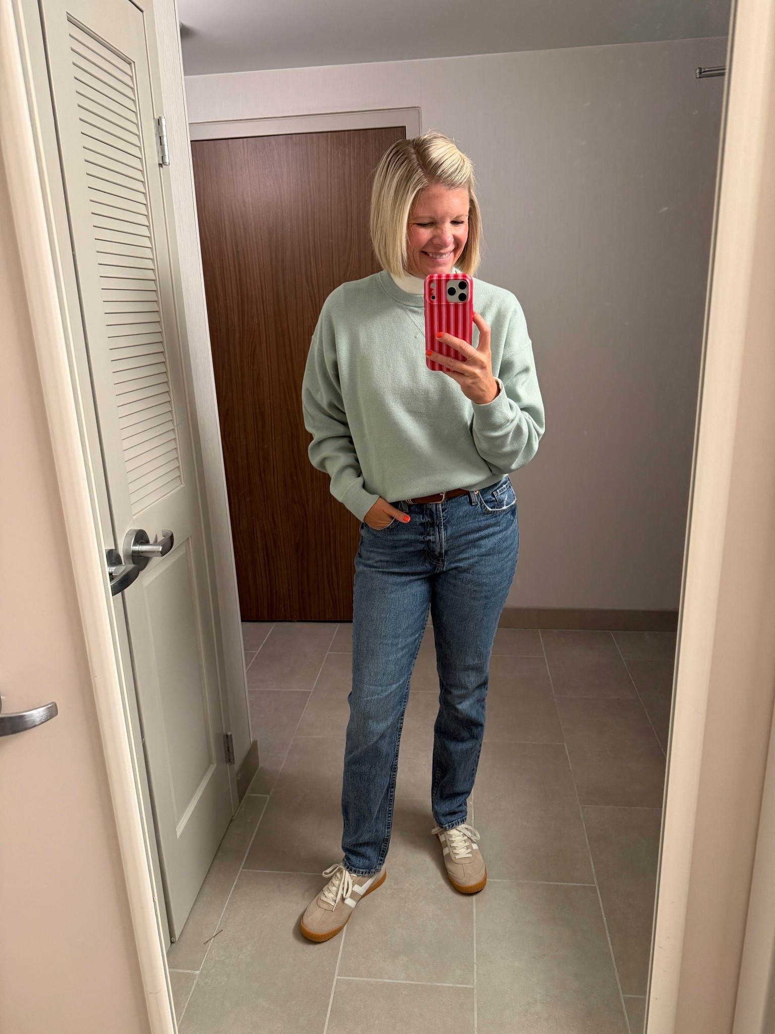 High rise straight leg jeans TTs
Heat track mock neck stats
Teal sweatshirt TTS 

#LTKOver40 #LTKMidsize #LTKootd