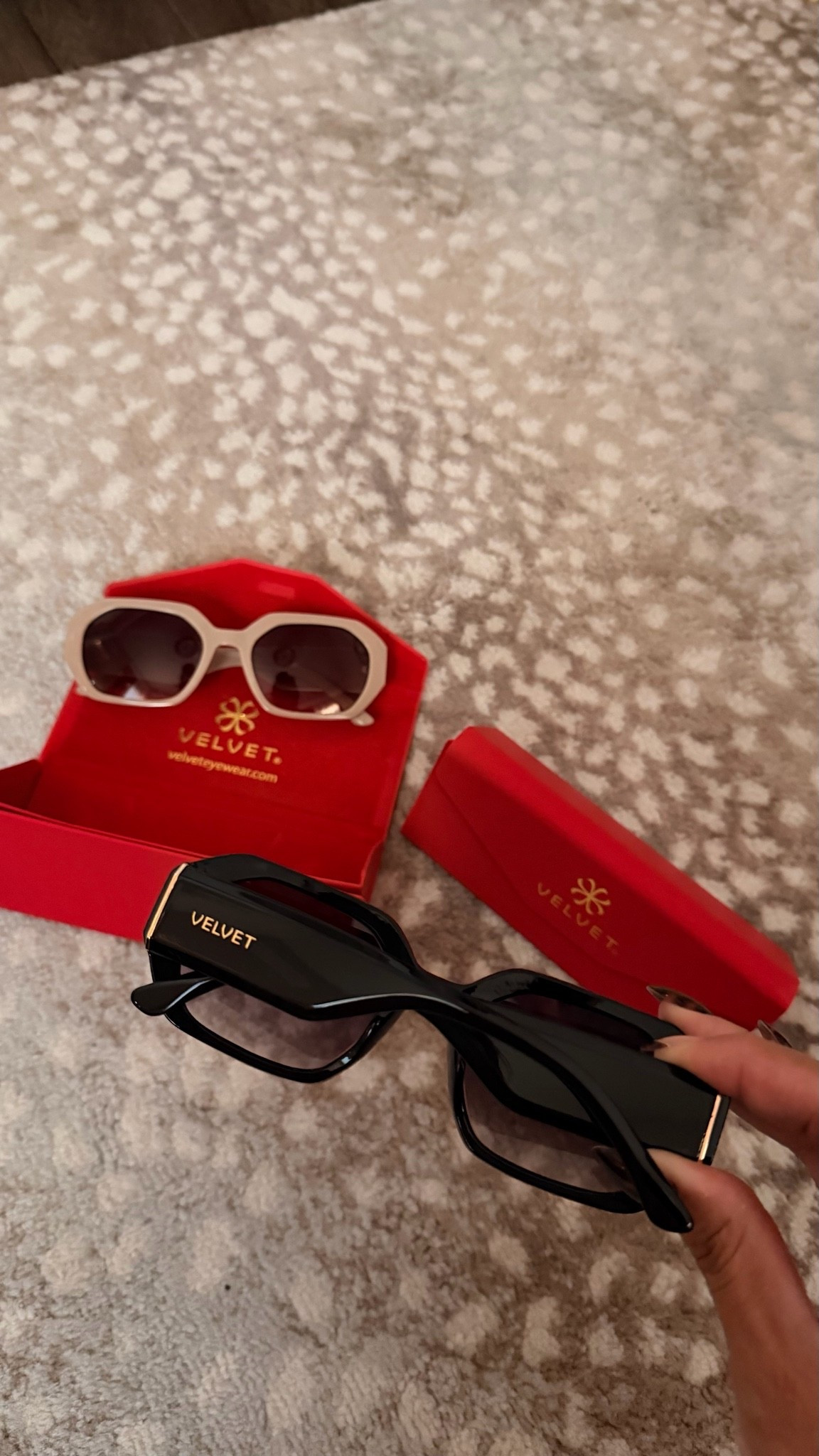 New Velvet sunnies 🤍

#LTKSaleAlert #LTKootd #LTKgrwm