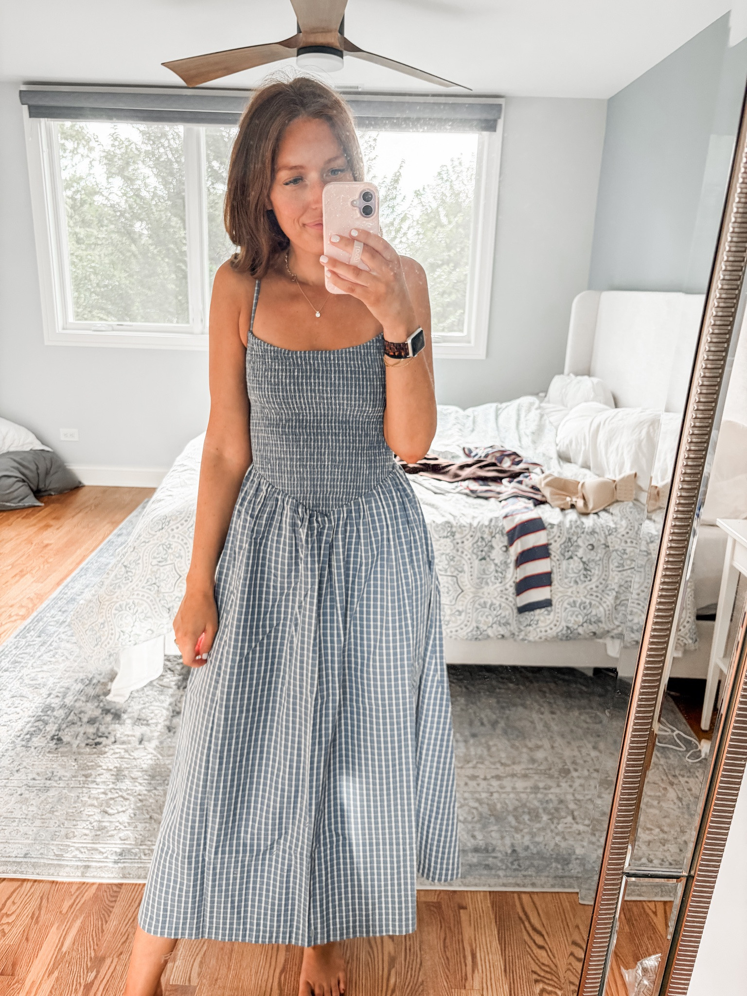 Wearing size small

Fall dress / Maxi dress / fall photos / family photos

#LTKootd #LTKmomlife #LTKdayinmylife