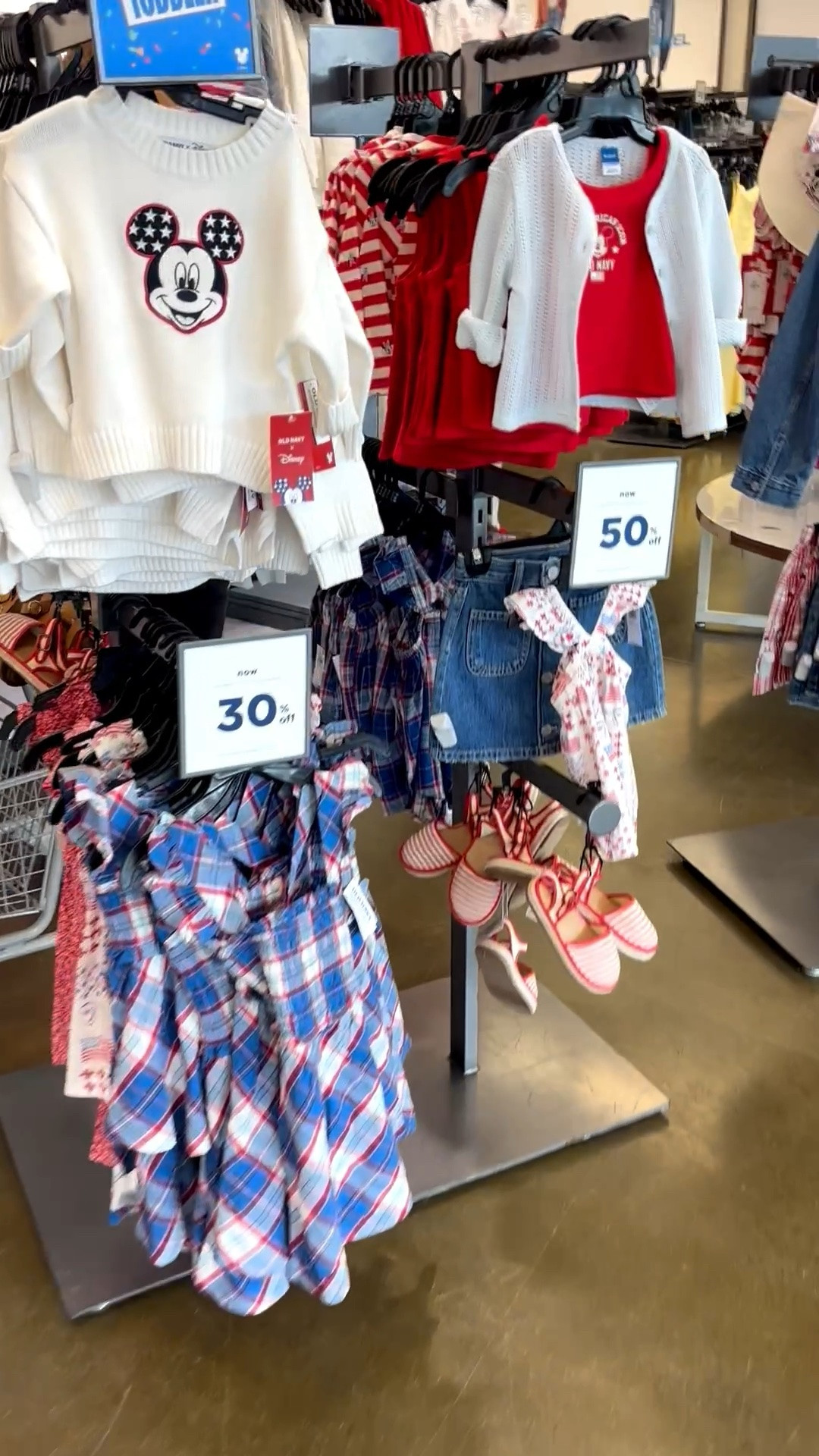 Old Navy X Disney Americana
So many options for family matching!